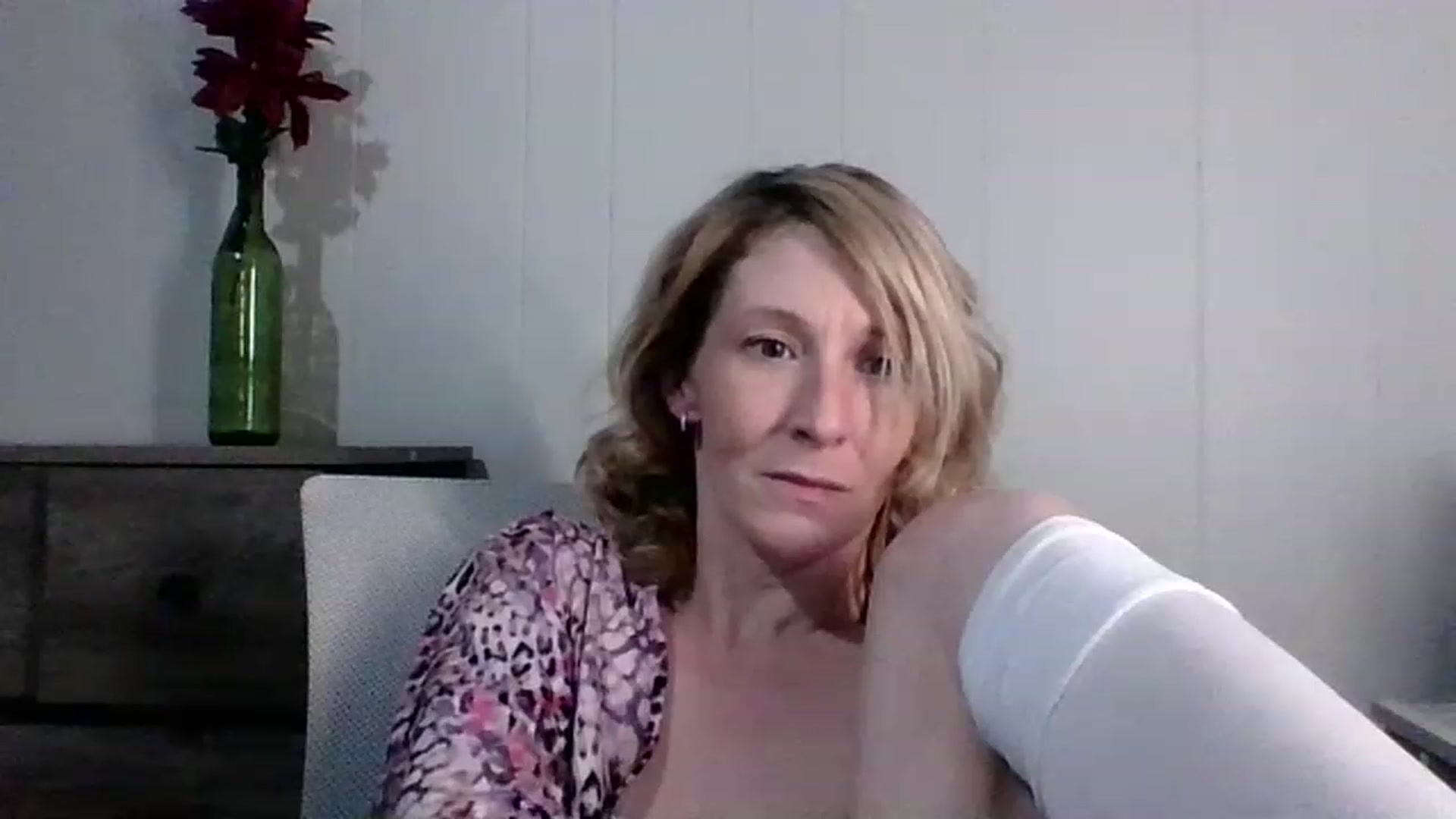 Gallery image thumbnail from Pinkpeach4's myfreecams stream on, 02/01/2023, 09:30 image 18 of 20