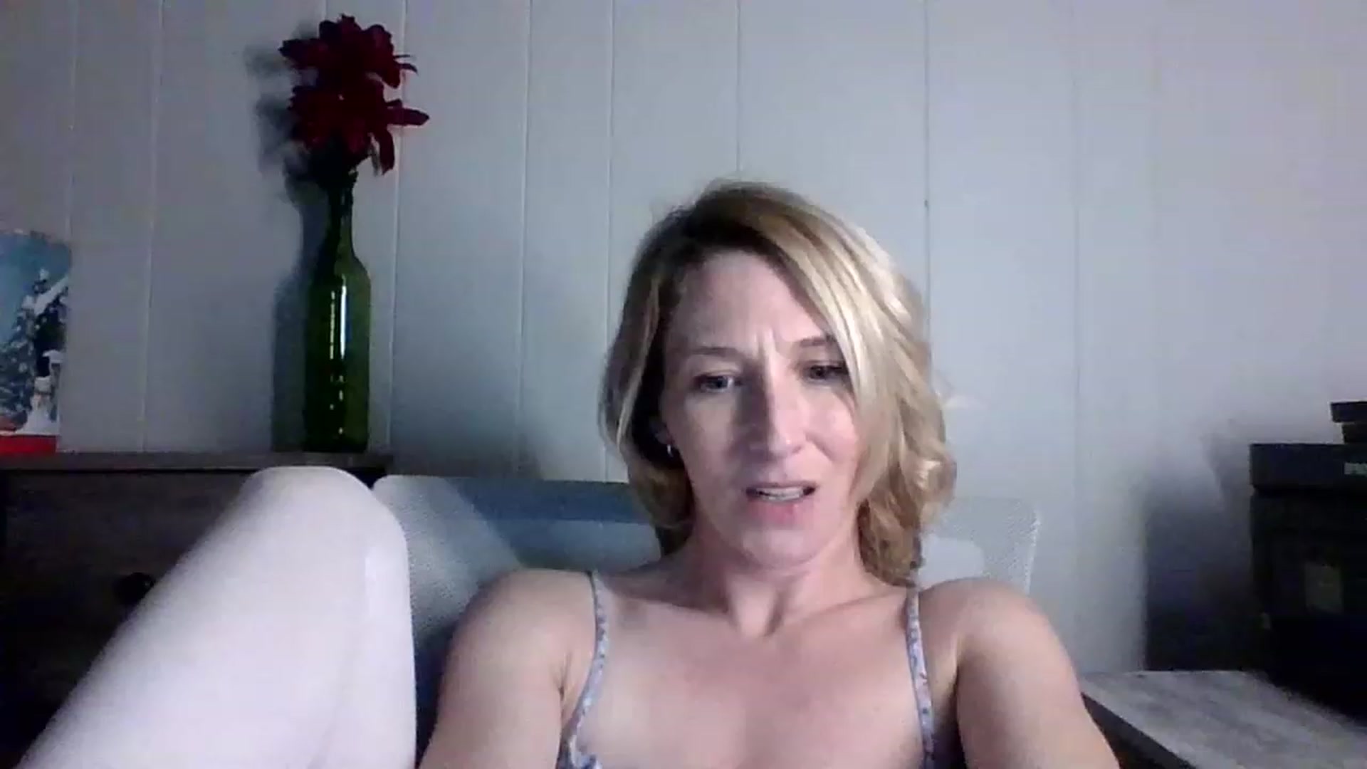Gallery image thumbnail from Pinkpeach4's myfreecams stream on, 02/02/2023, 09:00 image 11 of 20
