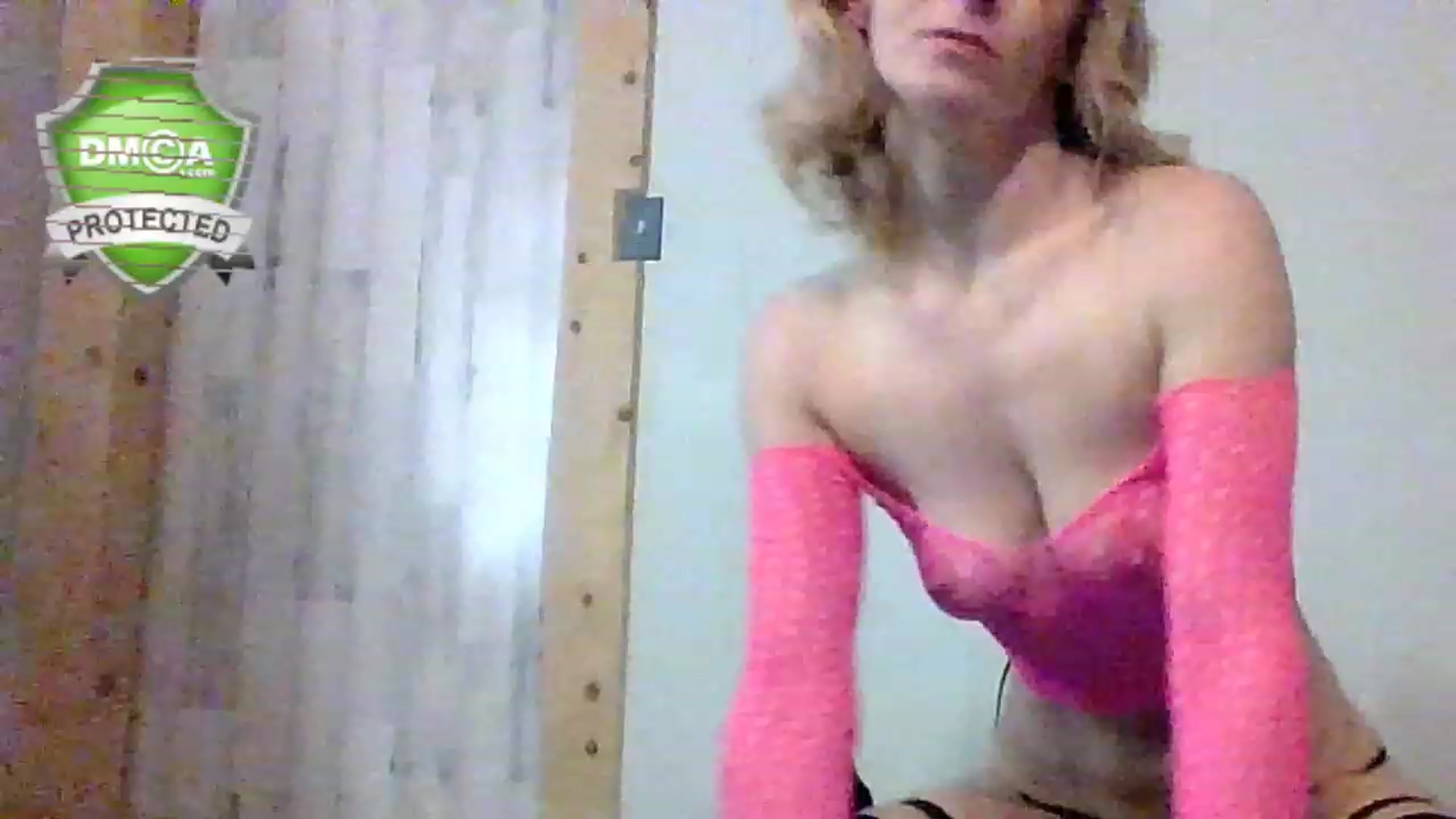 Gallery image thumbnail from Pinkpeach4's myfreecams stream on, 02/12/2023, 18:22 image 15 of 20