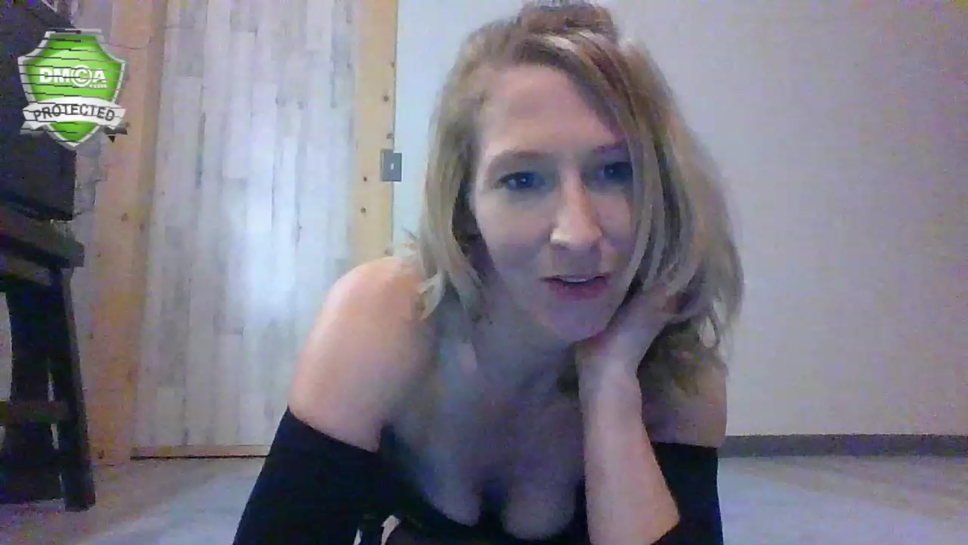 Gallery image thumbnail from Pinkpeach4's myfreecams stream on, 02/15/2023, 07:51 image 10 of 20