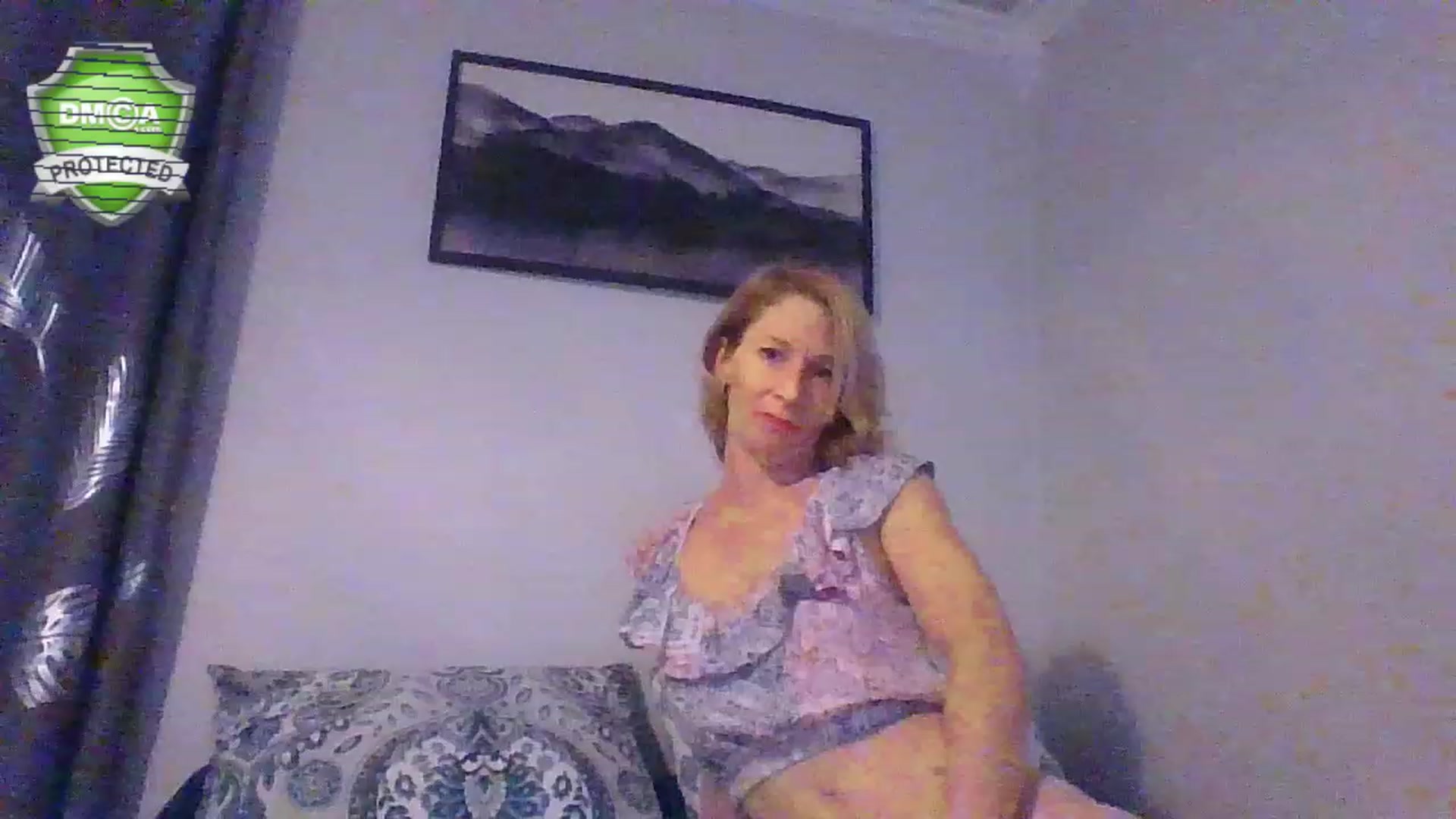 Gallery image thumbnail from Pinkpeach4's myfreecams stream on, 02/18/2023, 19:49 image 16 of 20