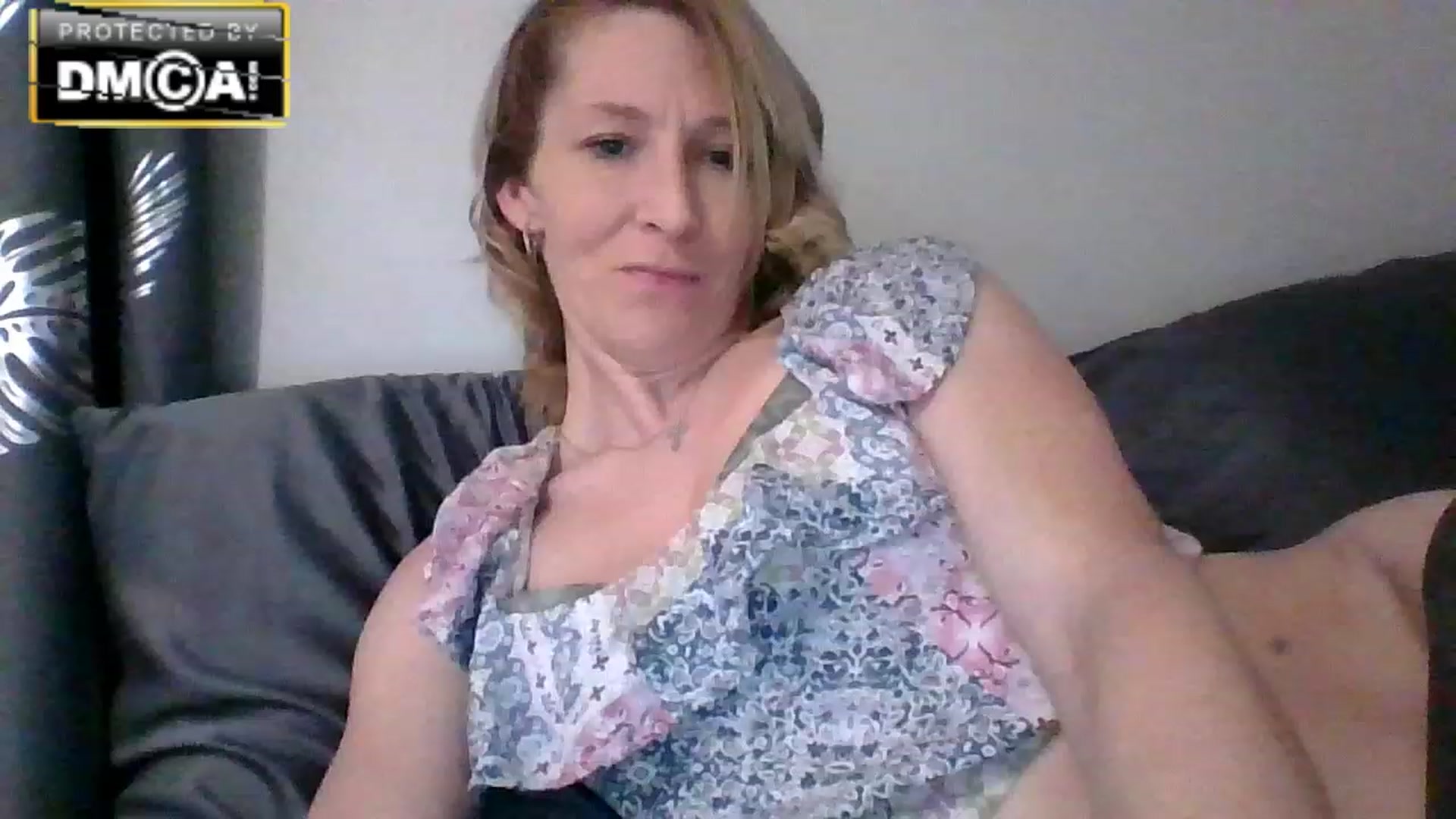 Gallery image thumbnail from Pinkpeach4's myfreecams stream on, 02/28/2023, 20:03 image 3 of 20