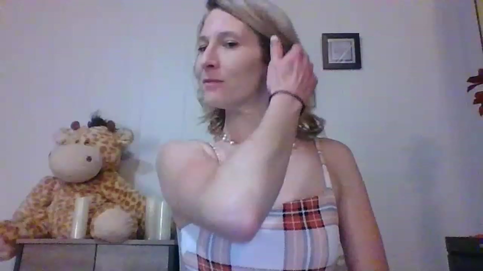 Gallery image thumbnail from Pinkpeach4's myfreecams stream on, 03/03/2023, 08:52 image 1 of 20