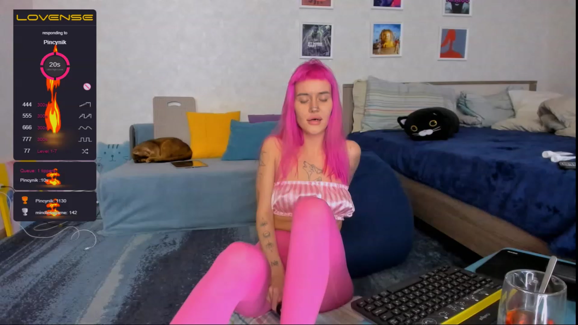 Gallery image thumbnail from Pinky_Chlo's myfreecams stream on, 12/21/2022, 17:00 image 8 of 20