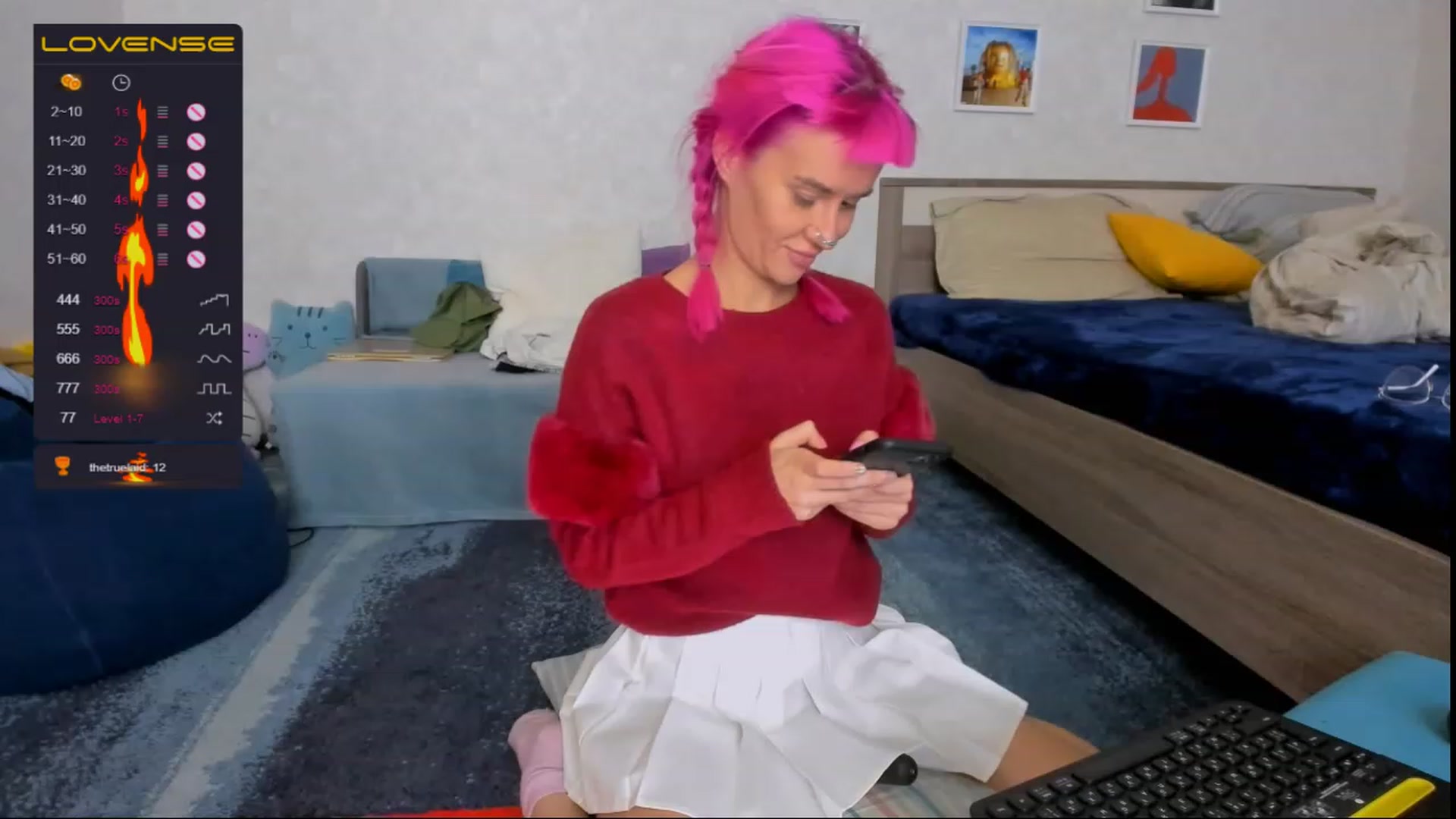 Gallery image thumbnail from Pinky_Chlo's myfreecams stream on, 12/25/2022, 14:24 image 8 of 20