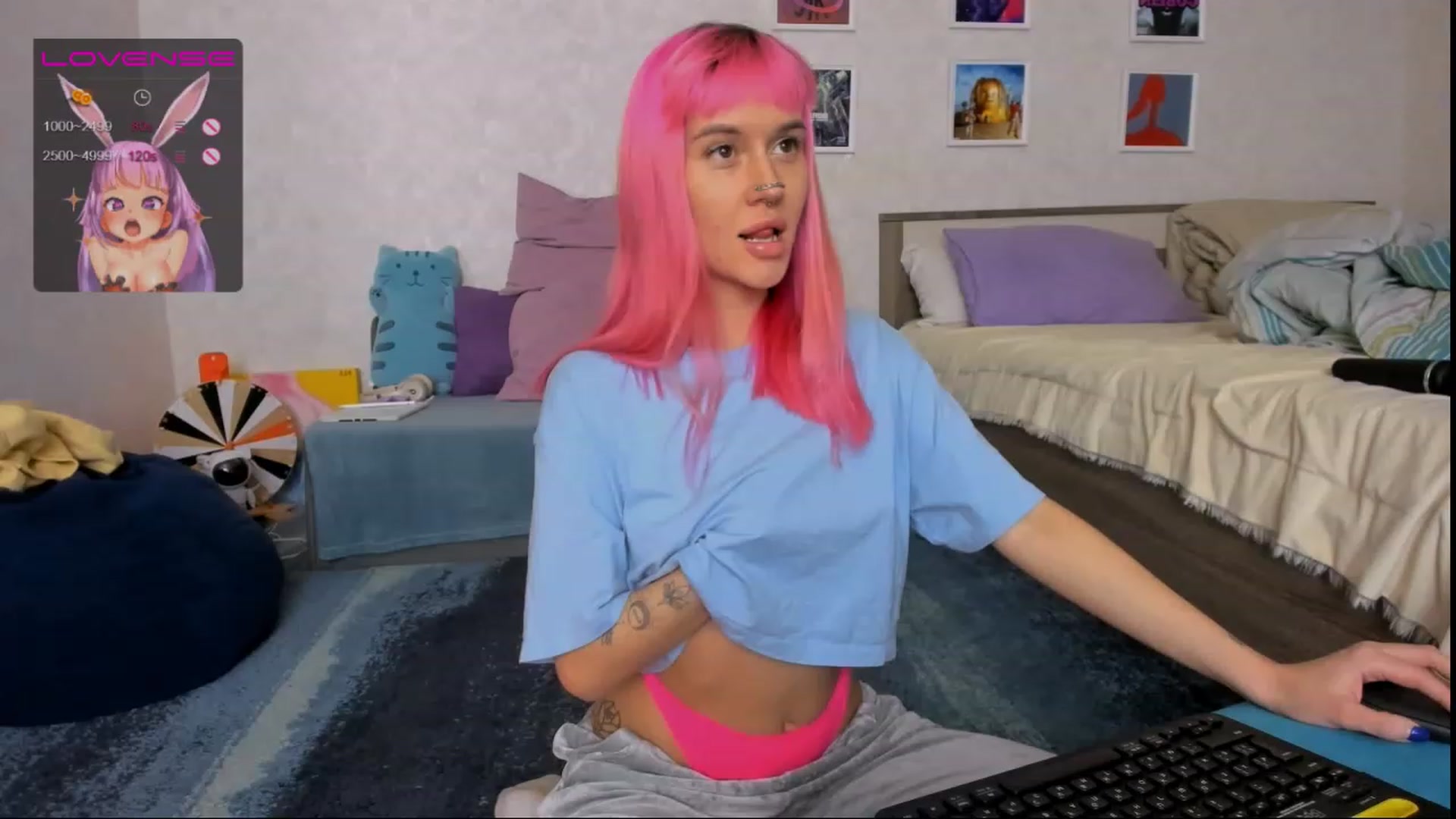 Gallery image thumbnail from Pinky_Chlo's myfreecams stream on, 02/03/2023, 16:44 image 3 of 20