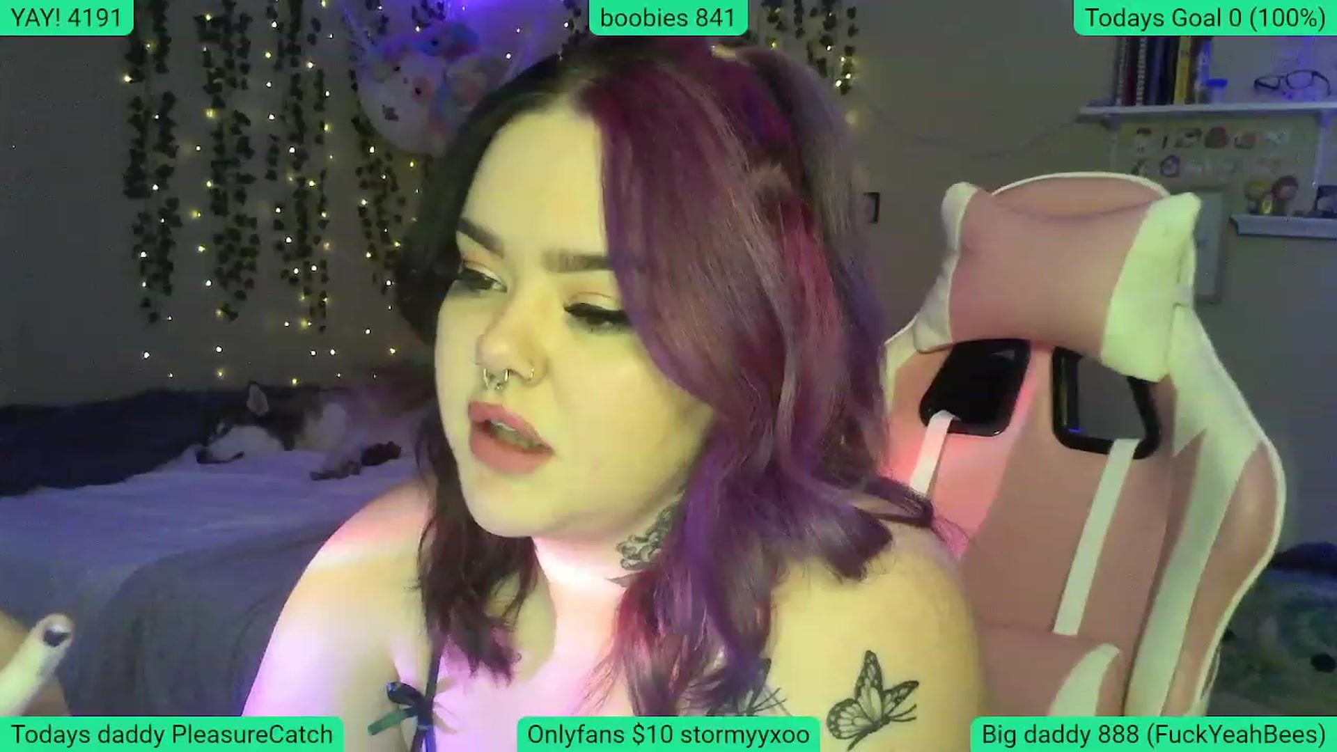 Gallery image thumbnail from Pinkypuddles's myfreecams stream on, 01/11/2024, 03:39 image 10 of 20