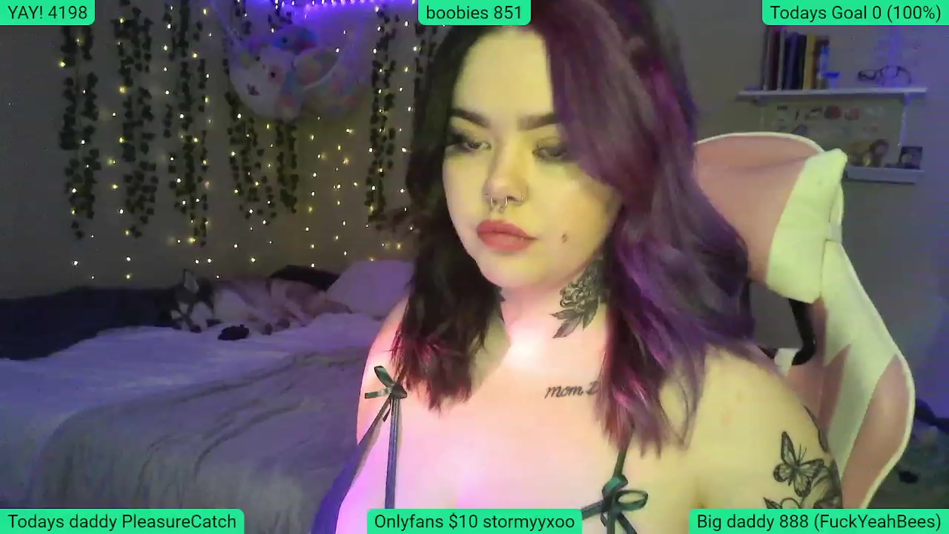 Gallery image thumbnail from Pinkypuddles's myfreecams stream on, 01/11/2024, 03:39 image 8 of 20