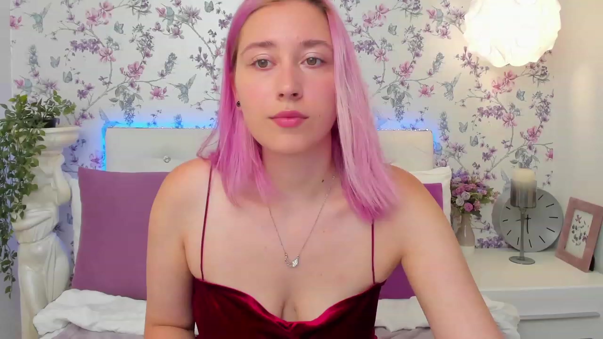 Gallery image thumbnail from PiperHart's myfreecams stream on, 08/06/2023, 14:34 image 6 of 20