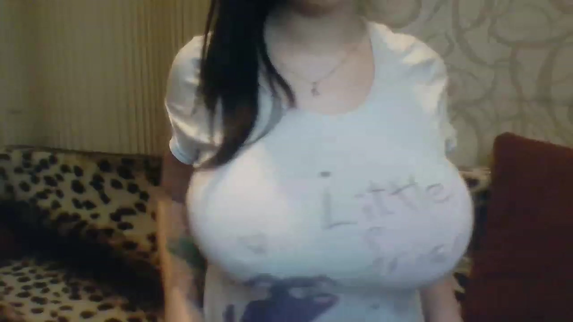 Gallery image thumbnail from Pismina_Ann's myfreecams stream on, 03/04/2023, 19:00 image 12 of 20
