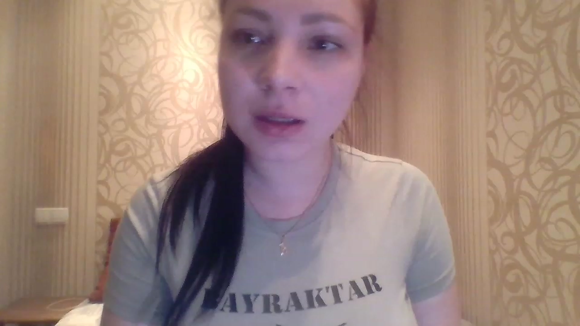 Gallery image thumbnail from Pismina_Ann's myfreecams stream on, 05/06/2023, 17:22 image 7 of 20