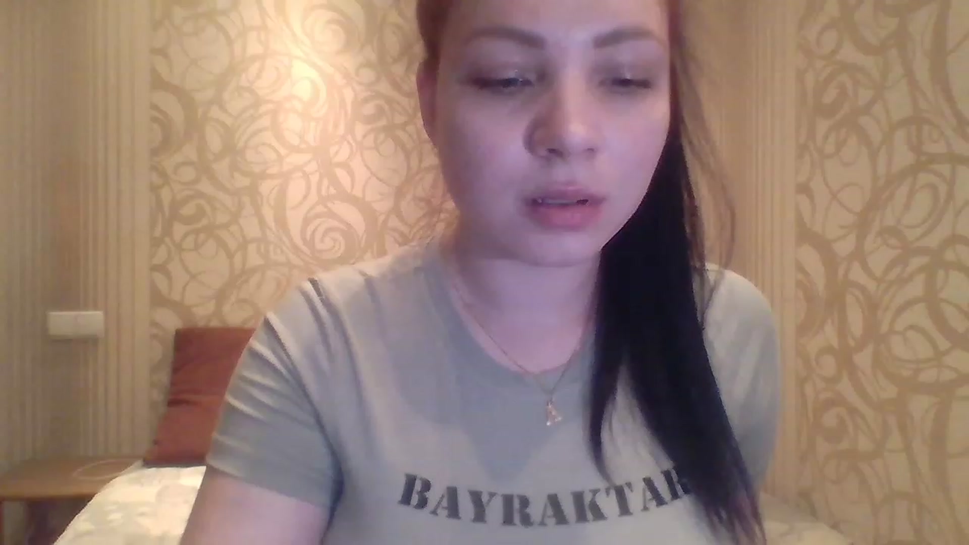 Gallery image thumbnail from Pismina_Ann's myfreecams stream on, 05/06/2023, 17:22 image 14 of 20