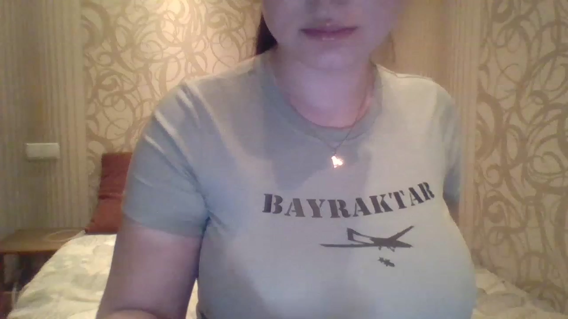 Gallery image thumbnail from Pismina_Ann's myfreecams stream on, 05/06/2023, 17:22 image 3 of 20