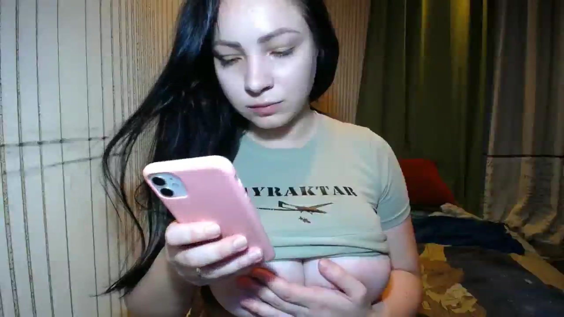 Gallery image thumbnail from Pismina_Ann's myfreecams stream on, 08/09/2023, 19:20 image 19 of 20