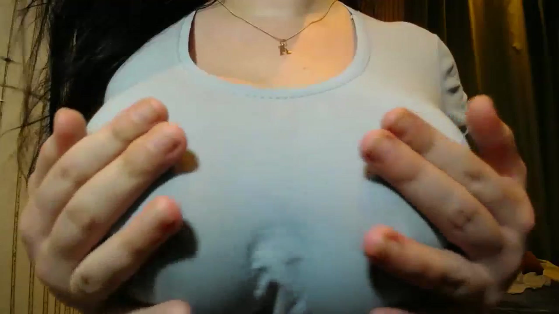Gallery image thumbnail from Pismina_Ann's myfreecams stream on, 08/18/2023, 18:48 image 13 of 20