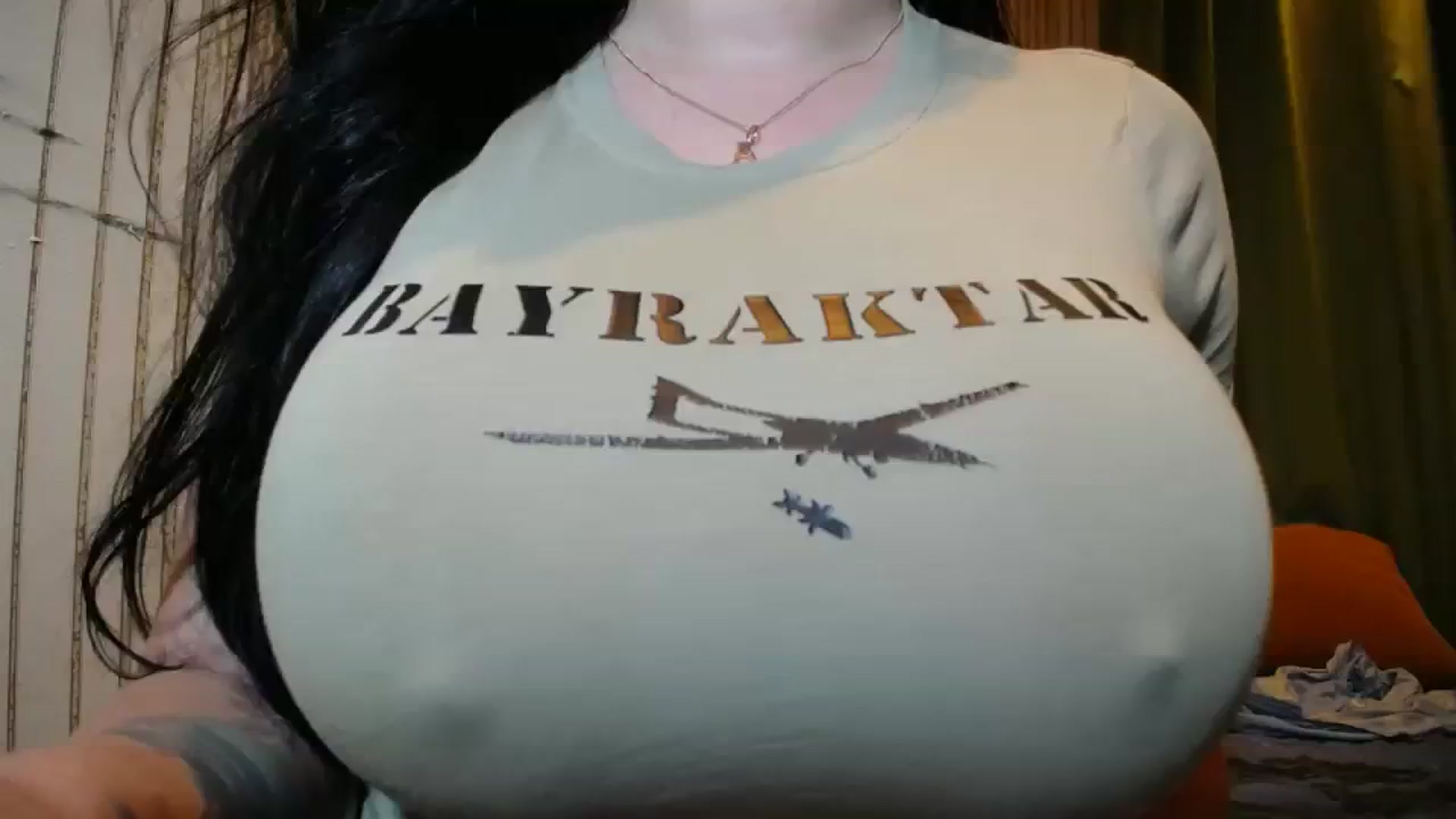 Gallery image thumbnail from Pismina_Ann's myfreecams stream on, 08/18/2023, 19:16 image 1 of 20
