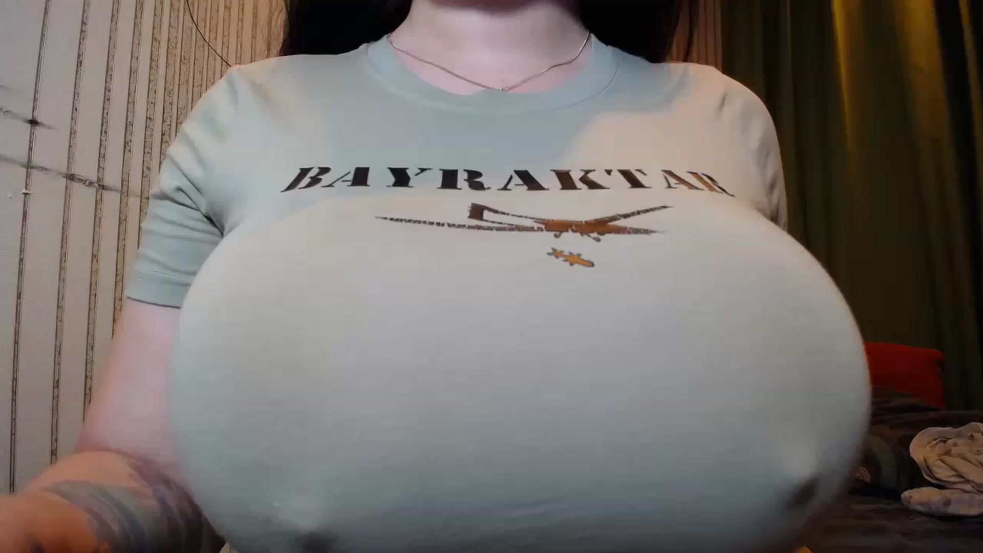 Gallery image thumbnail from Pismina_Ann's myfreecams stream on, 09/07/2023, 18:47 image 9 of 20