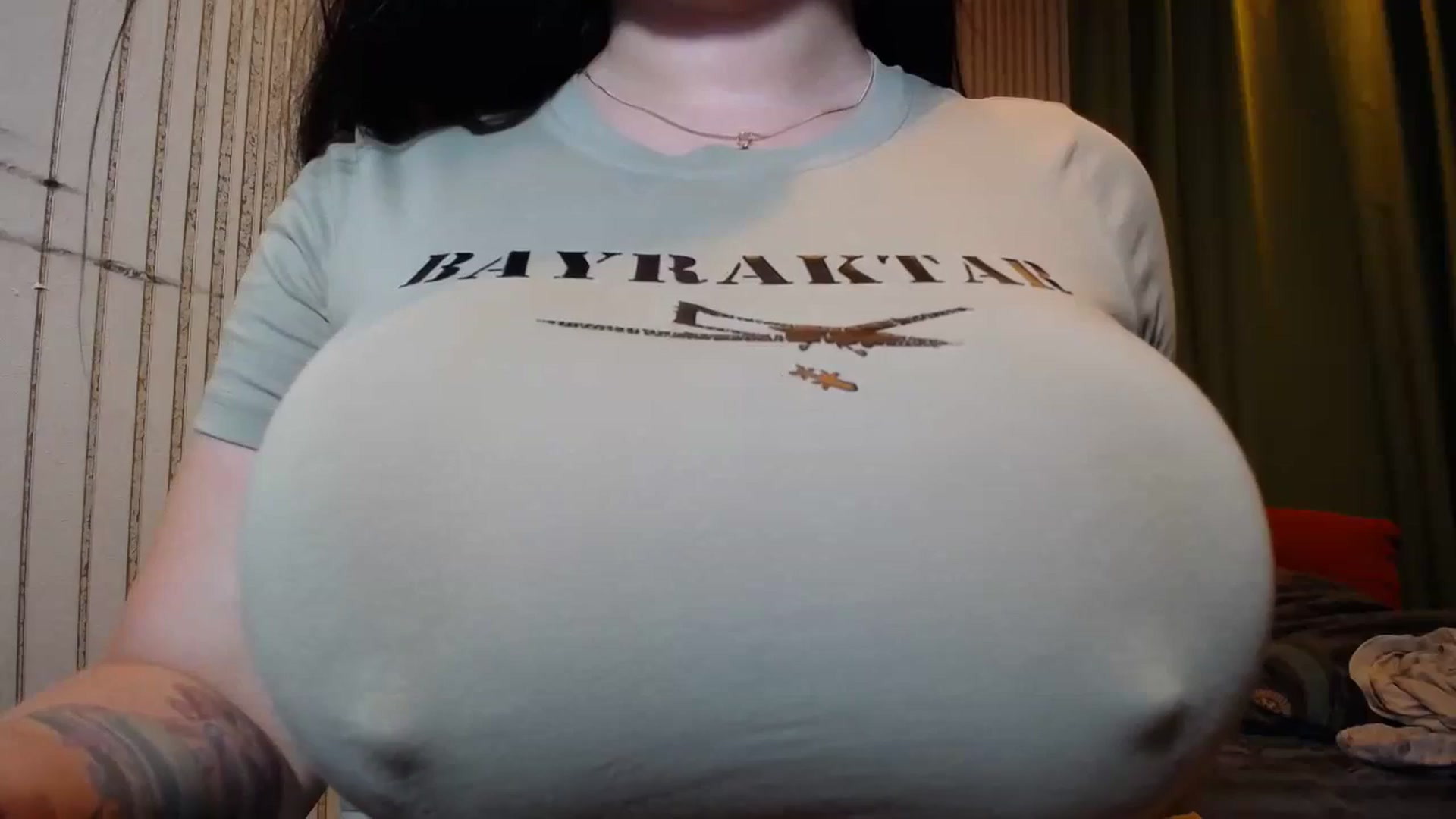Gallery image thumbnail from Pismina_Ann's myfreecams stream on, 09/07/2023, 18:47 image 10 of 20