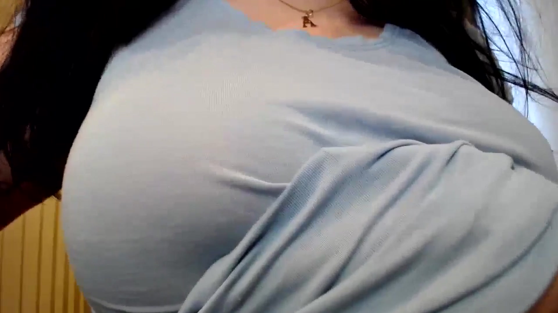 Gallery image thumbnail from Pismina_Ann's myfreecams stream on, 07/31/2024, 13:22 image 7 of 20