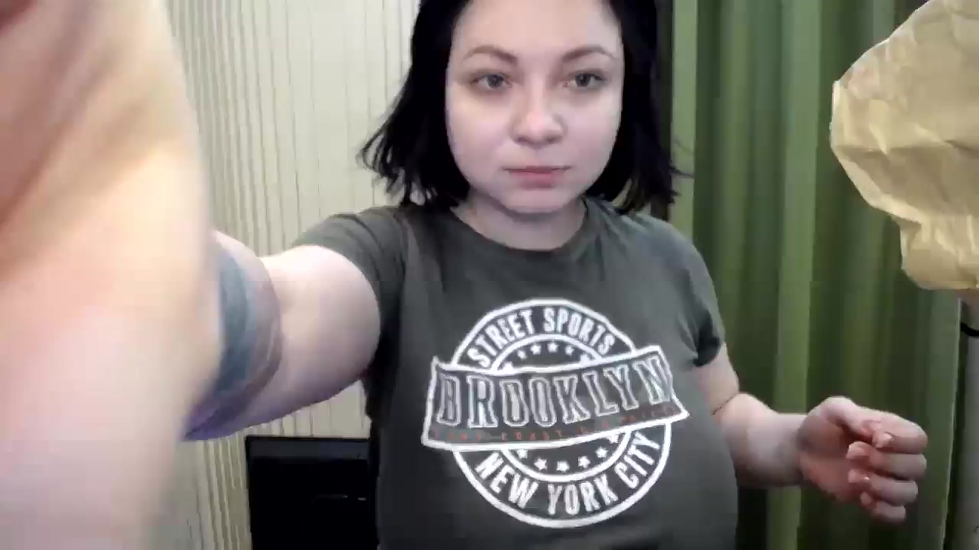 Gallery image thumbnail from Pismina_Ann's myfreecams stream on, 12/23/2025, 19:00 image 3 of 20