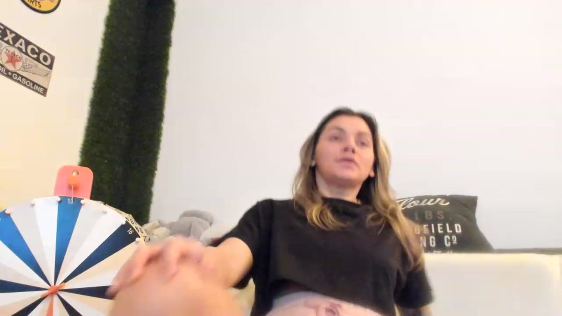 Gallery image thumbnail from PisuVamp_'s myfreecams stream on, 12/07/2022, 22:35 image 10 of 20