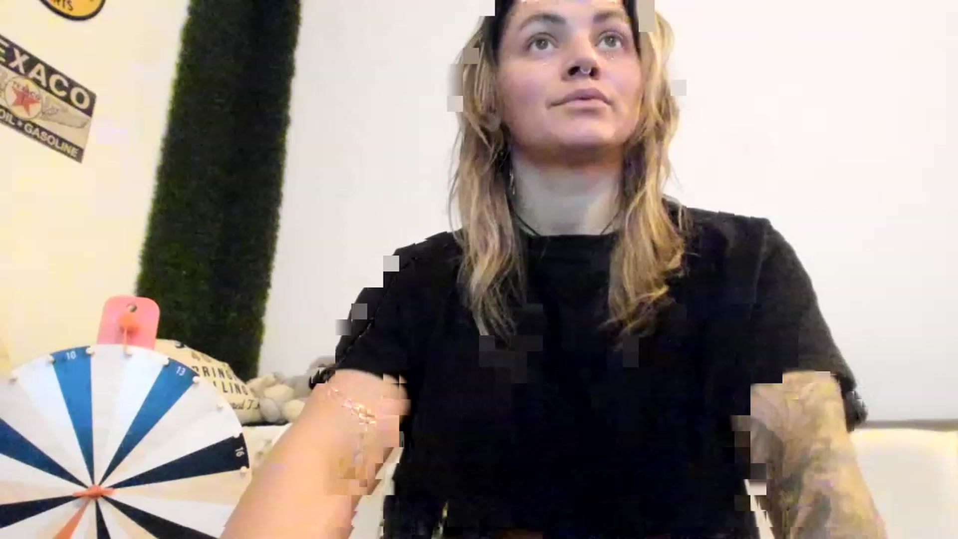 Gallery image thumbnail from PisuVamp_'s myfreecams stream on, 12/07/2022, 22:35 image 1 of 20