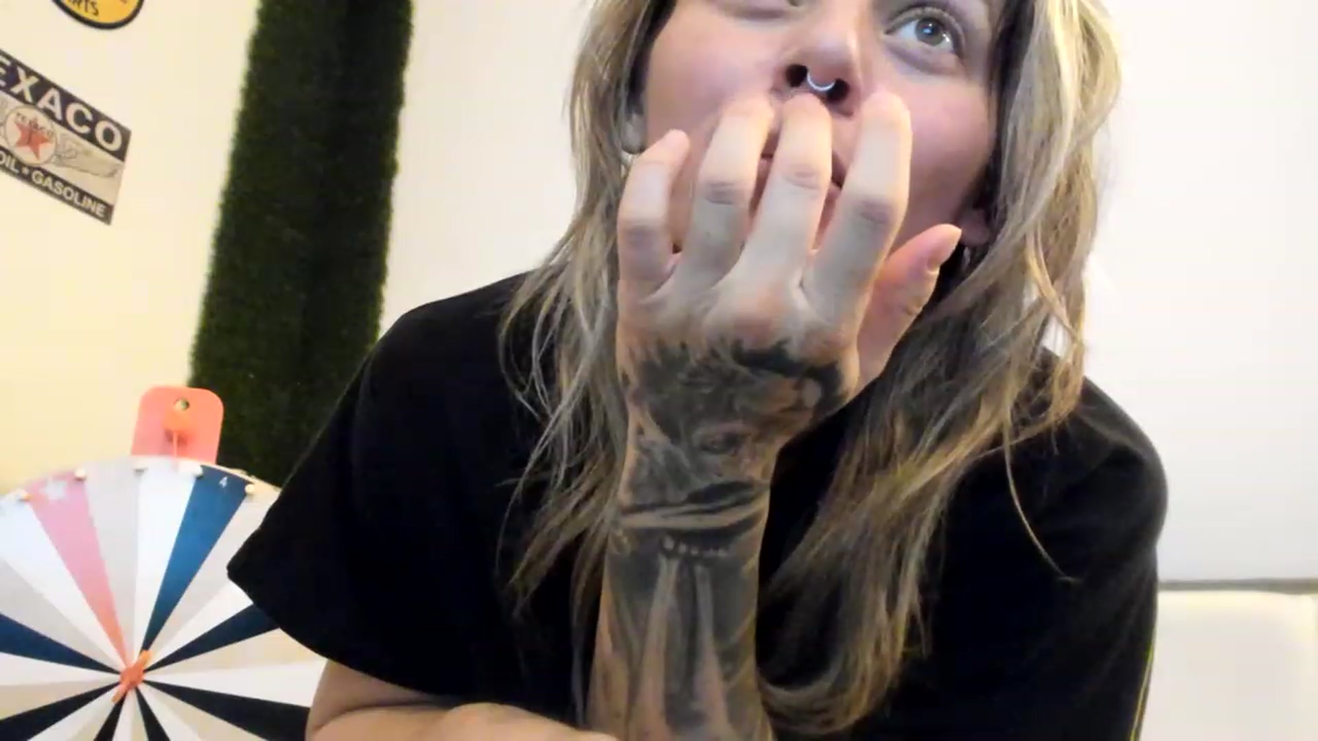 Gallery image thumbnail from PisuVamp_'s myfreecams stream on, 12/07/2022, 22:35 image 2 of 20