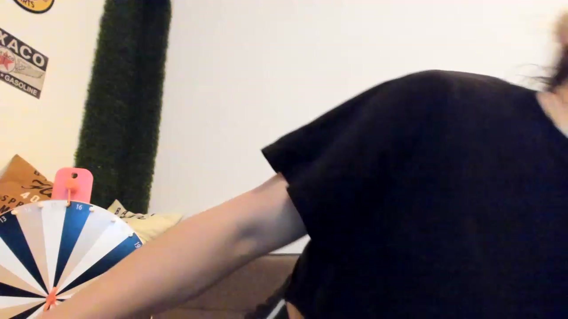 Gallery image thumbnail from PisuVamp_'s myfreecams stream on, 01/05/2023, 22:11 image 13 of 20
