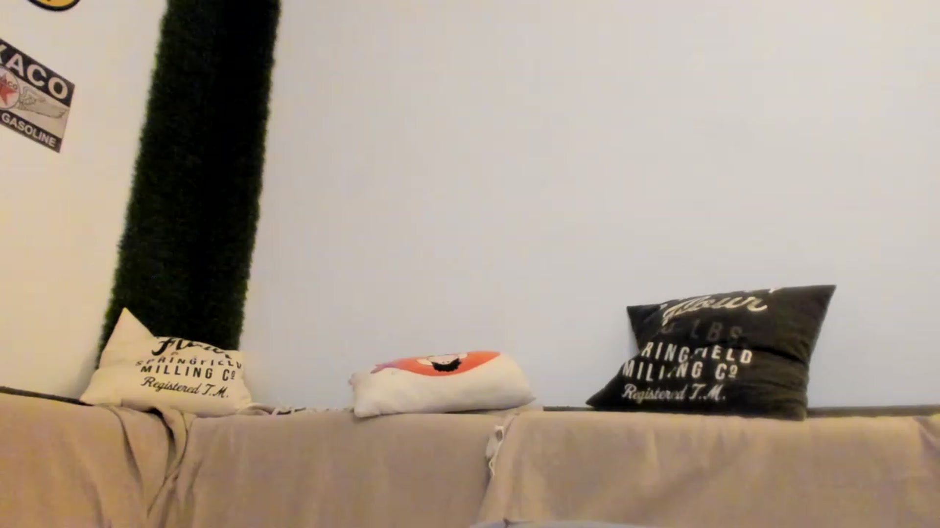 Gallery image thumbnail from PisuVamp_'s myfreecams stream on, 01/21/2023, 23:22 image 7 of 20