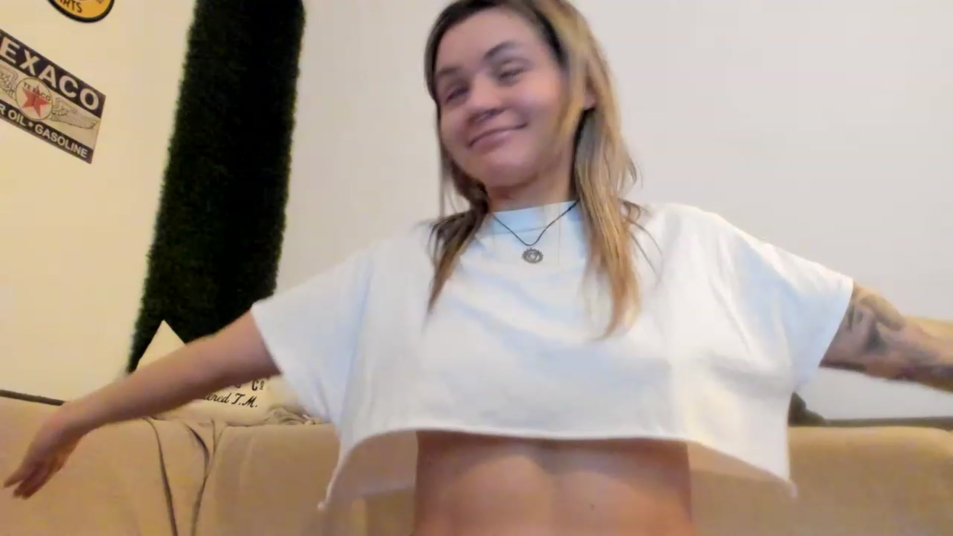 Gallery image thumbnail from PisuVamp_'s myfreecams stream on, 01/27/2023, 21:35 image 20 of 20