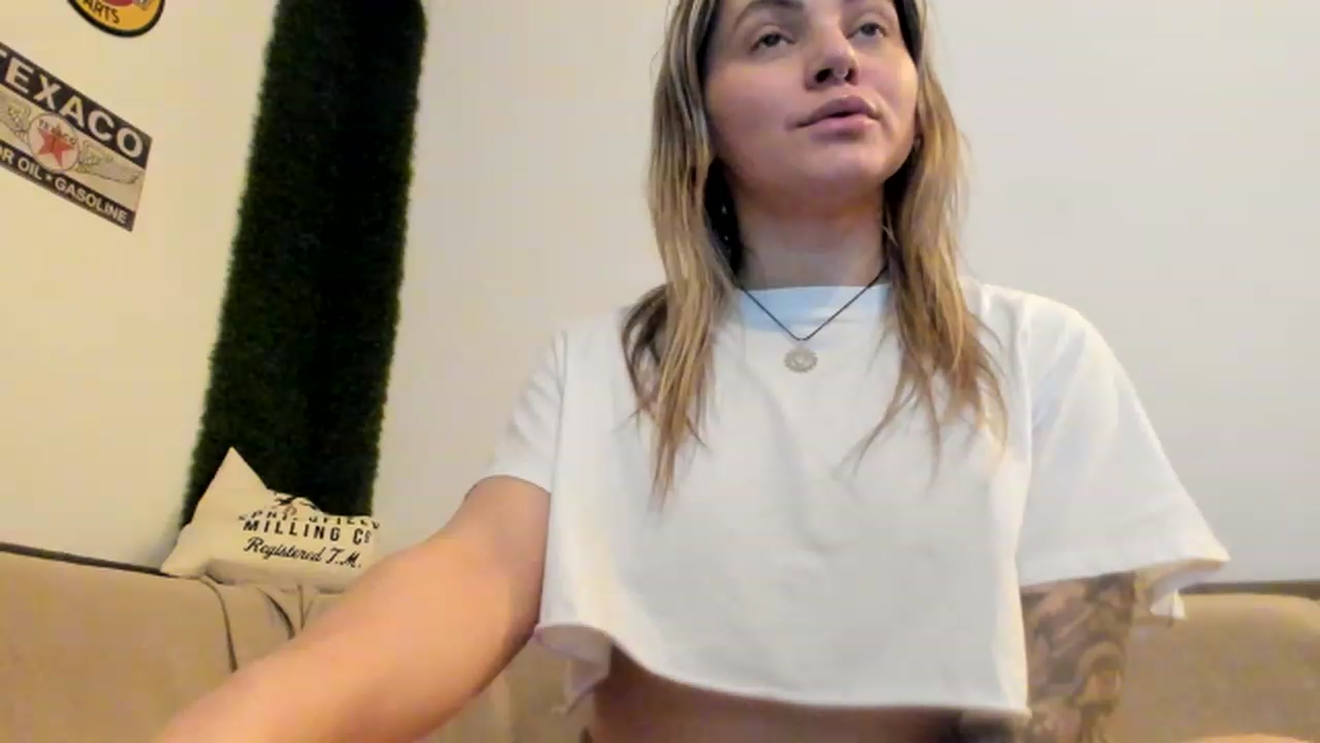 Gallery image thumbnail from PisuVamp_'s myfreecams stream on, 01/27/2023, 21:35 image 14 of 20
