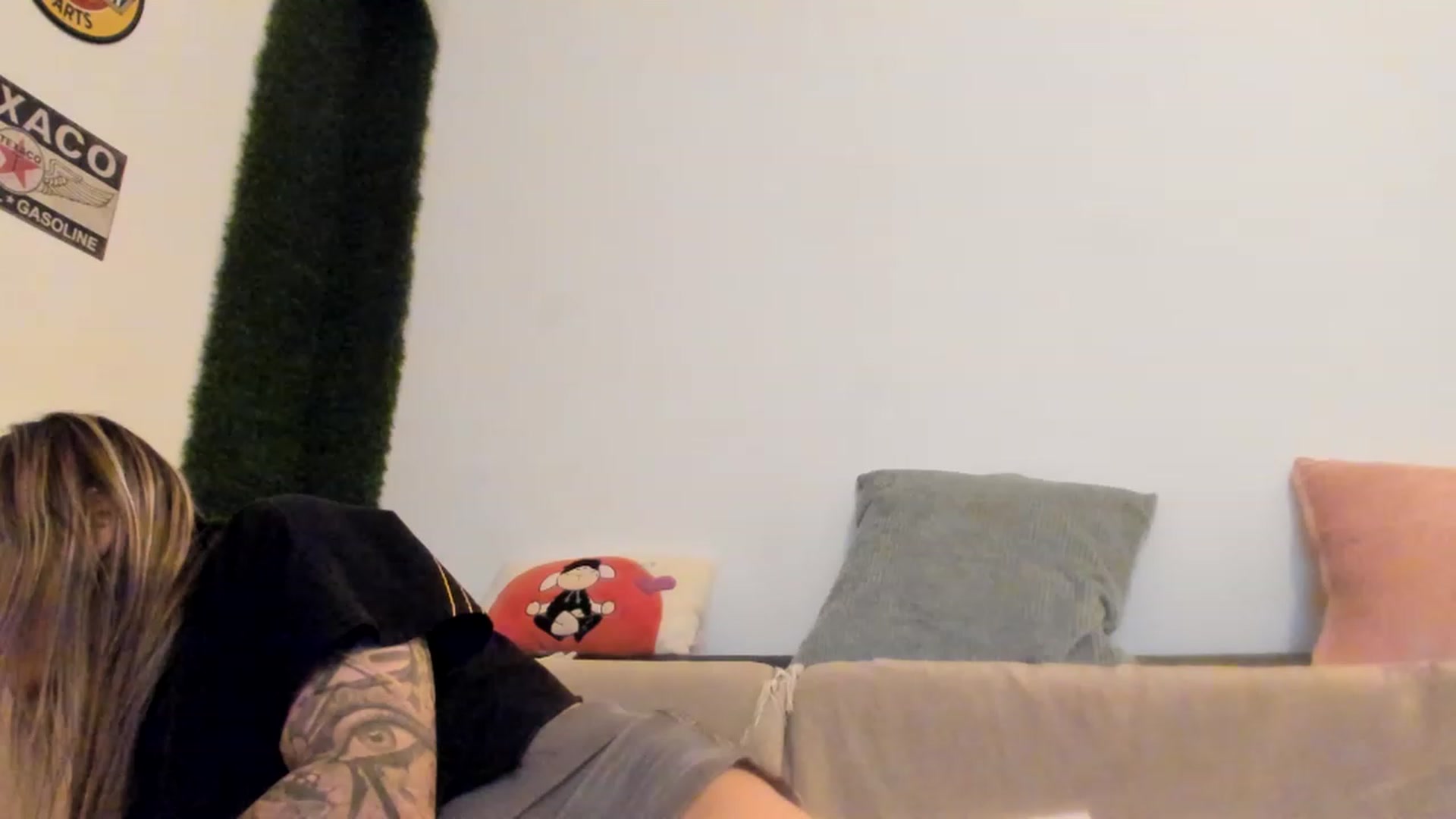 Gallery image thumbnail from PisuVamp_'s myfreecams stream on, 02/01/2023, 21:41 image 1 of 20