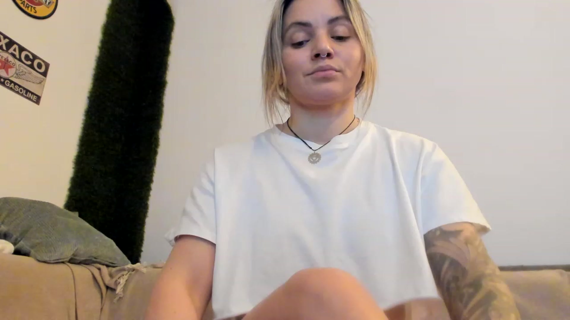 Gallery image thumbnail from PisuVamp_'s myfreecams stream on, 02/02/2023, 22:09 image 19 of 20