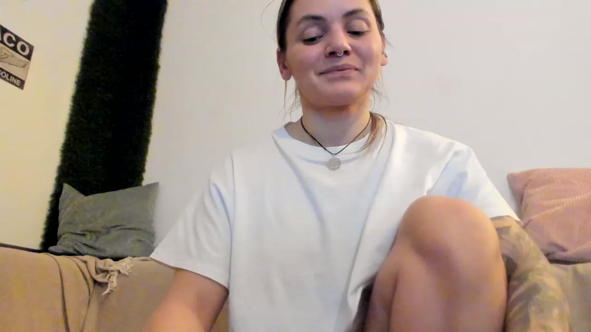 Gallery image thumbnail from PisuVamp_'s myfreecams stream on, 02/11/2023, 21:39 image 20 of 20