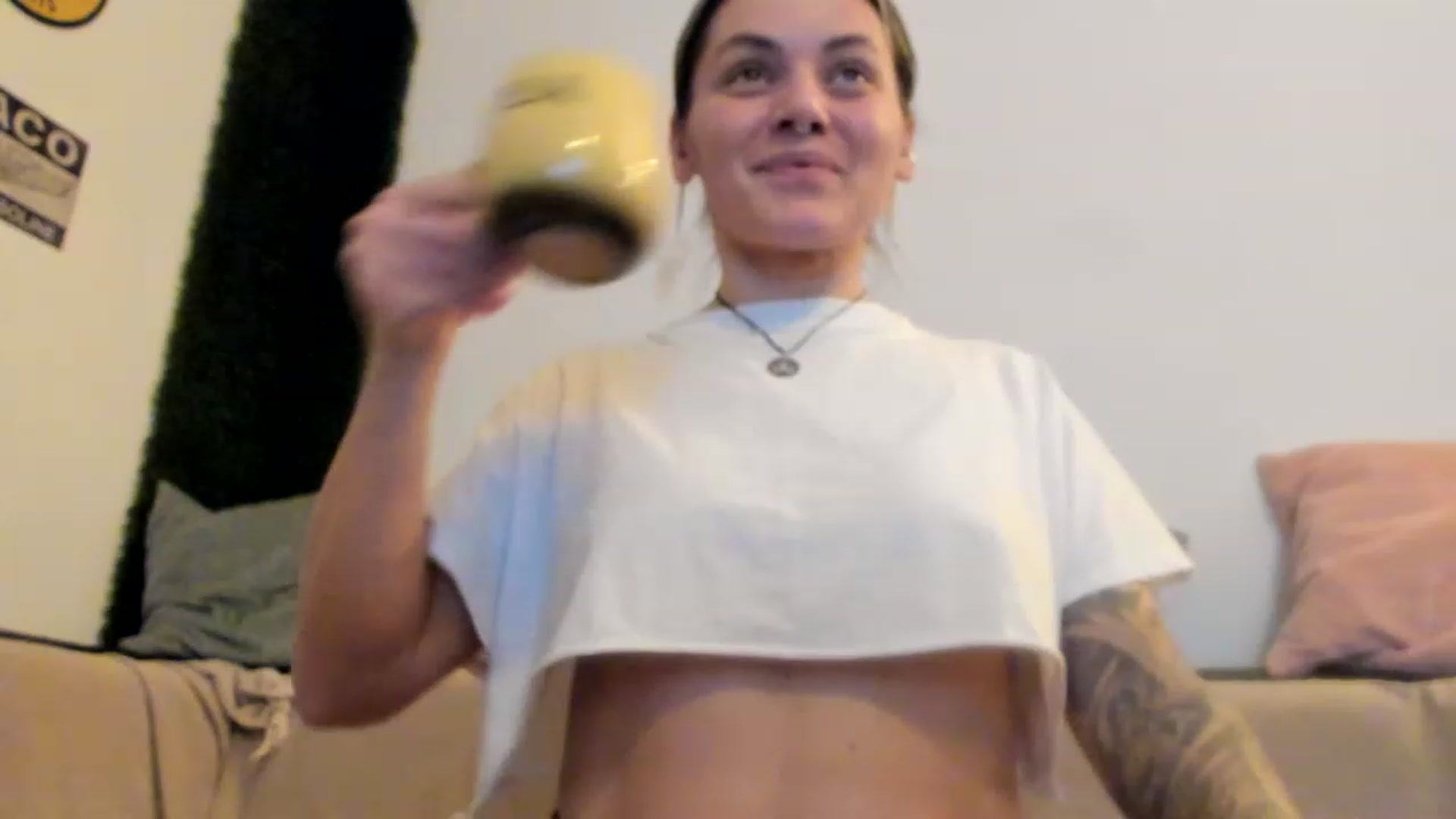 Gallery image thumbnail from PisuVamp_'s myfreecams stream on, 02/11/2023, 21:39 image 10 of 20