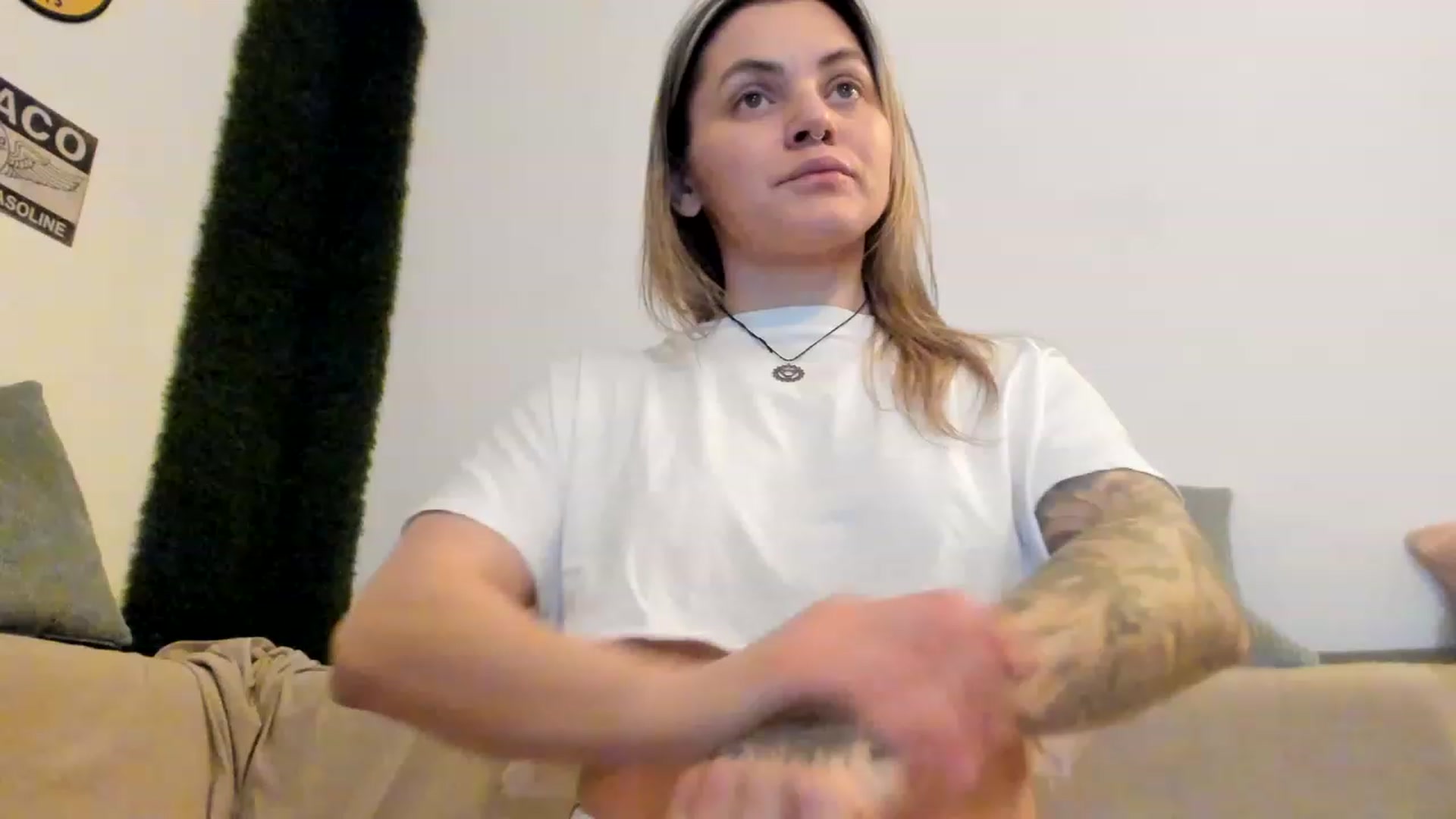 Gallery image thumbnail from PisuVamp_'s myfreecams stream on, 02/25/2023, 21:31 image 2 of 20
