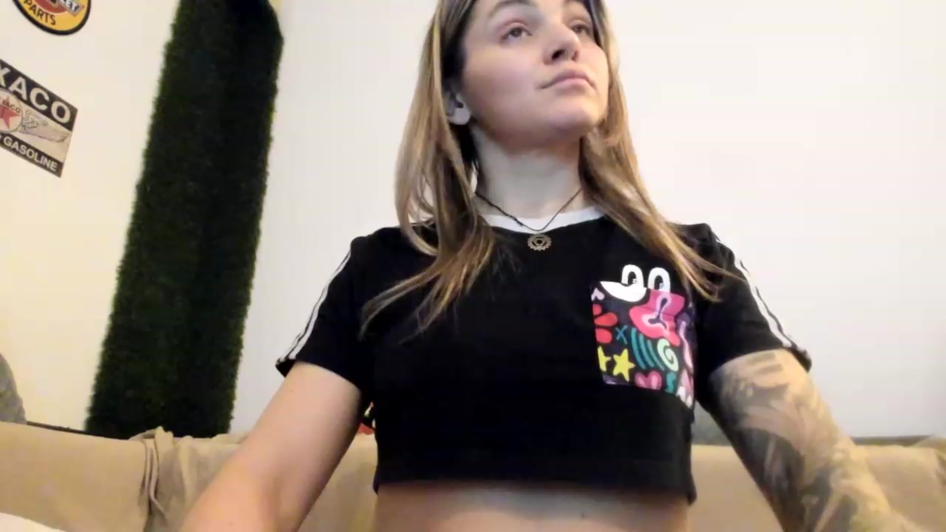 Gallery image thumbnail from PisuVamp_'s myfreecams stream on, 03/08/2023, 23:05 image 10 of 20