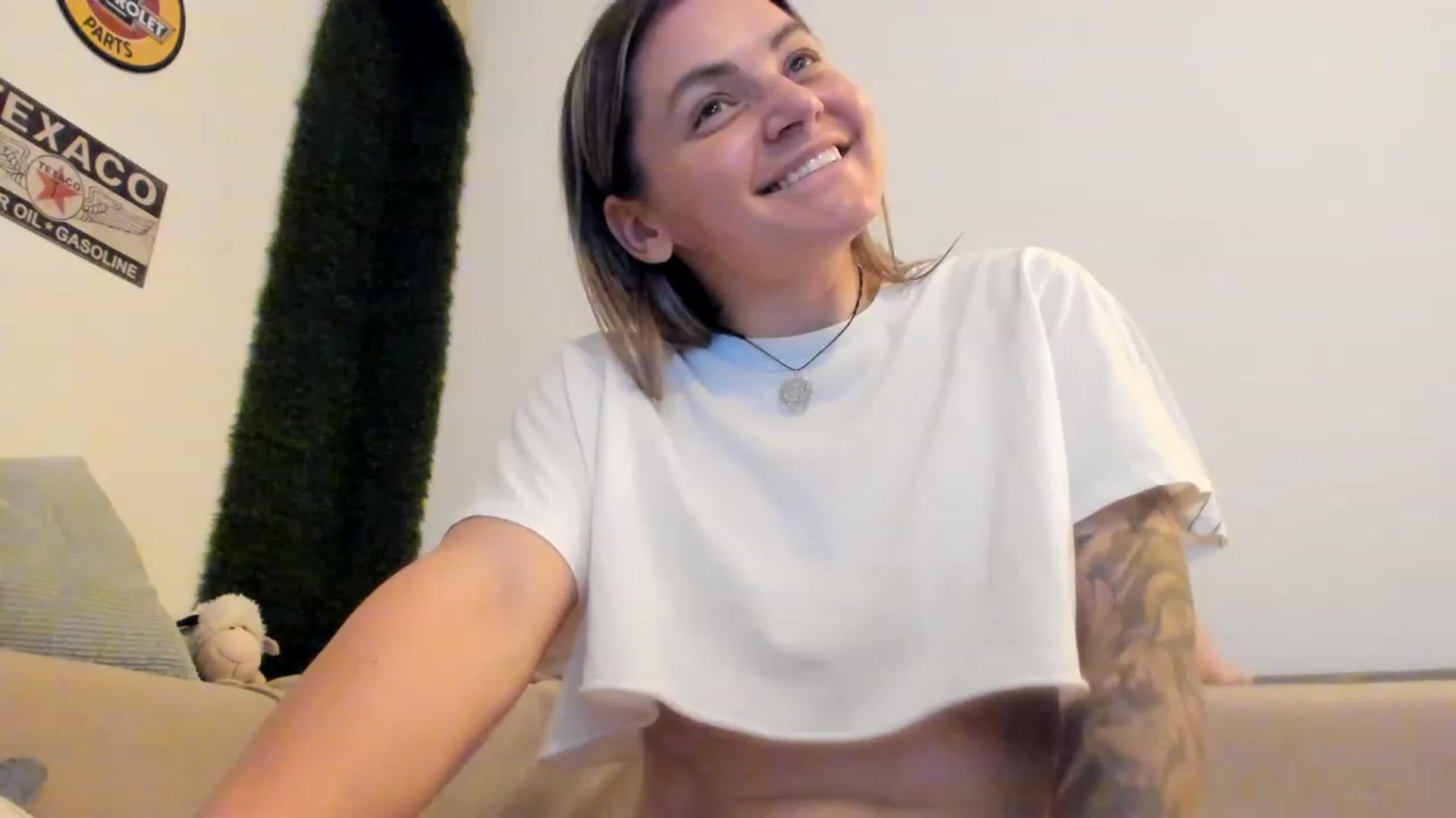 Gallery image thumbnail from PisuVamp_'s myfreecams stream on, 05/31/2023, 21:27 image 8 of 20