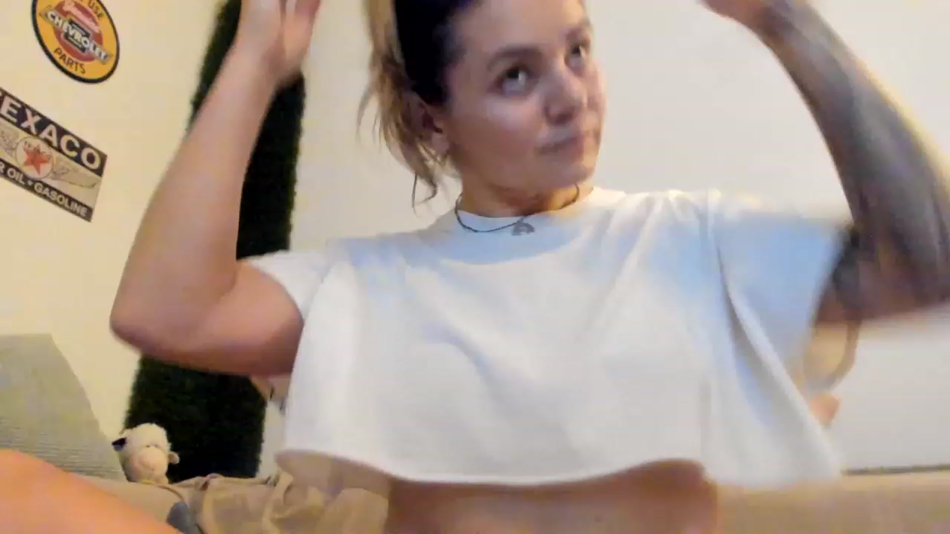 Gallery image thumbnail from PisuVamp_'s myfreecams stream on, 06/01/2023, 20:32 image 5 of 20