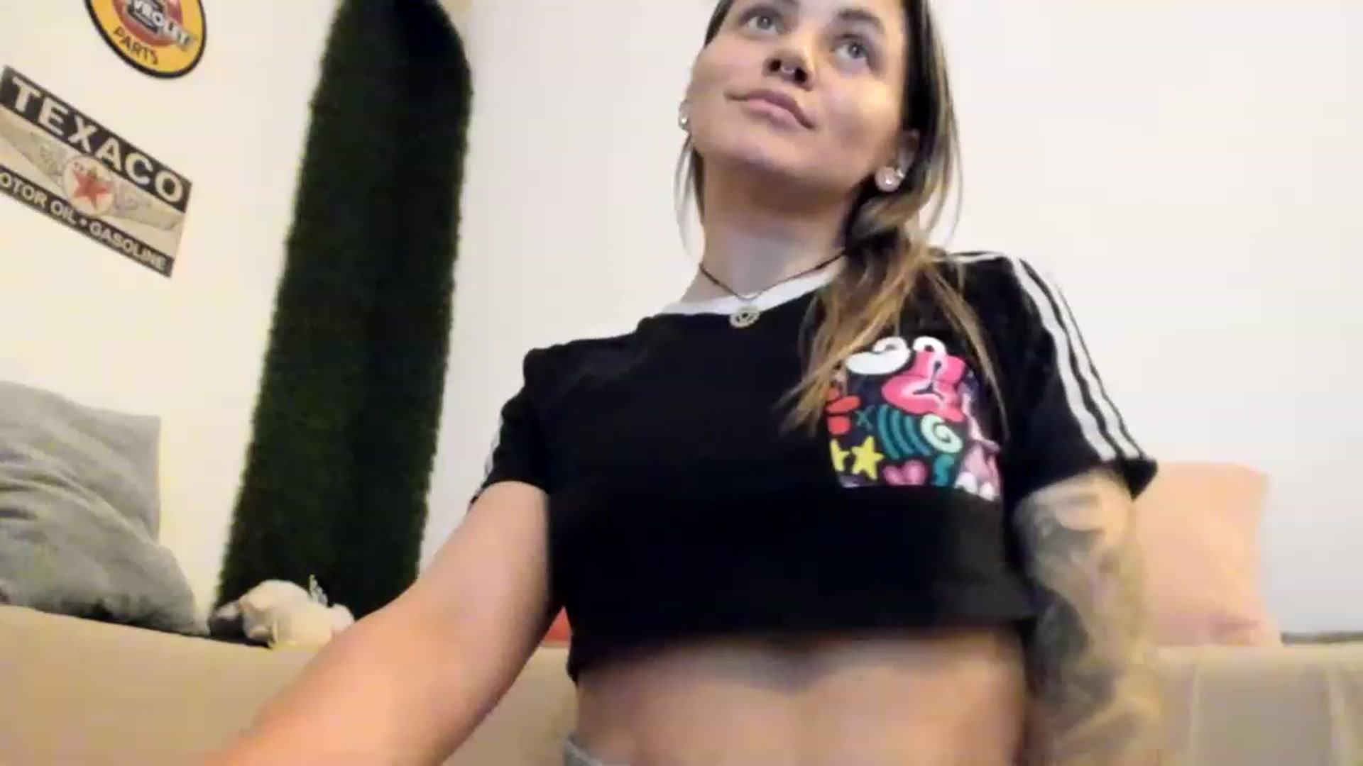 Gallery image thumbnail from PisuVamp_'s myfreecams stream on, 06/09/2023, 20:05 image 16 of 20