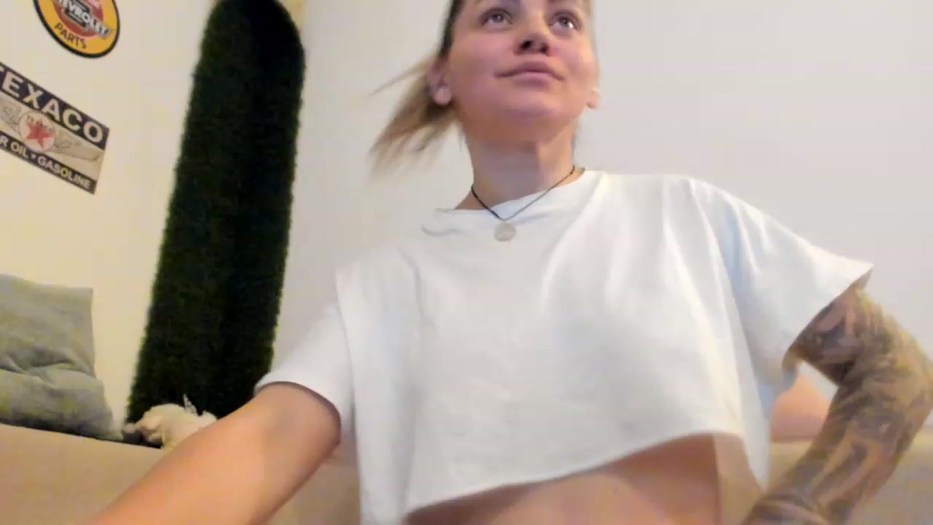 Gallery image thumbnail from PisuVamp_'s myfreecams stream on, 06/13/2023, 21:47 image 3 of 20