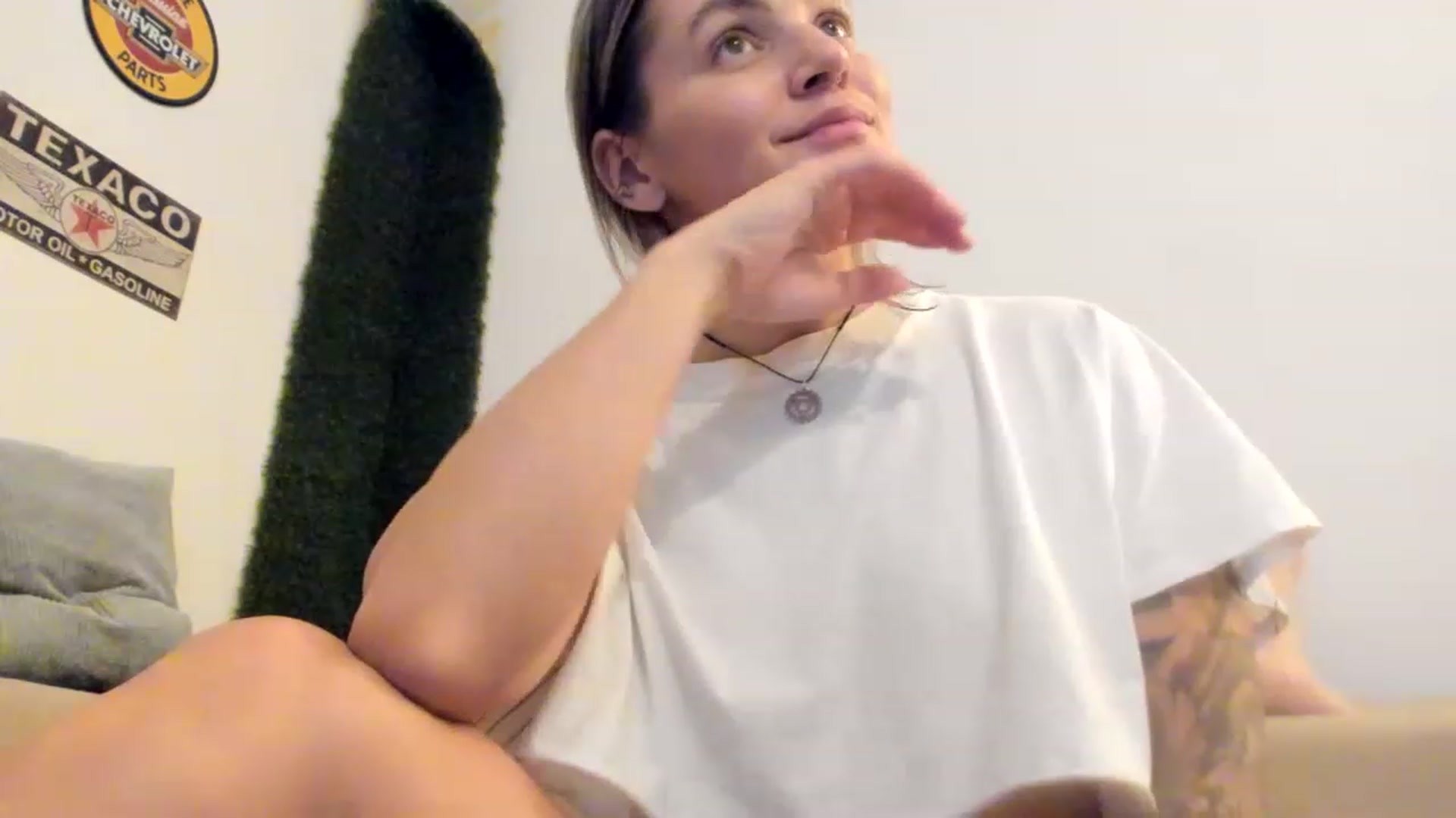 Gallery image thumbnail from PisuVamp_'s myfreecams stream on, 06/15/2023, 21:30 image 7 of 20