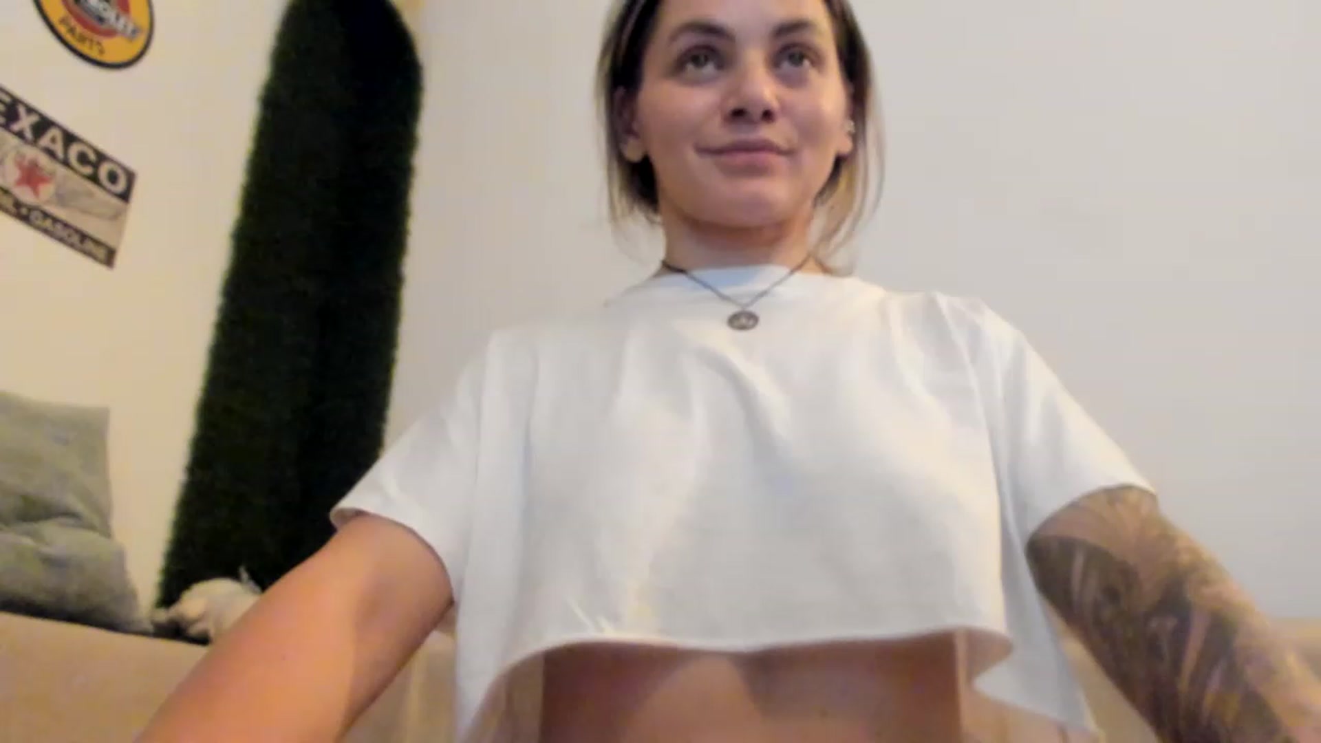 Gallery image thumbnail from PisuVamp_'s myfreecams stream on, 06/15/2023, 21:30 image 15 of 20