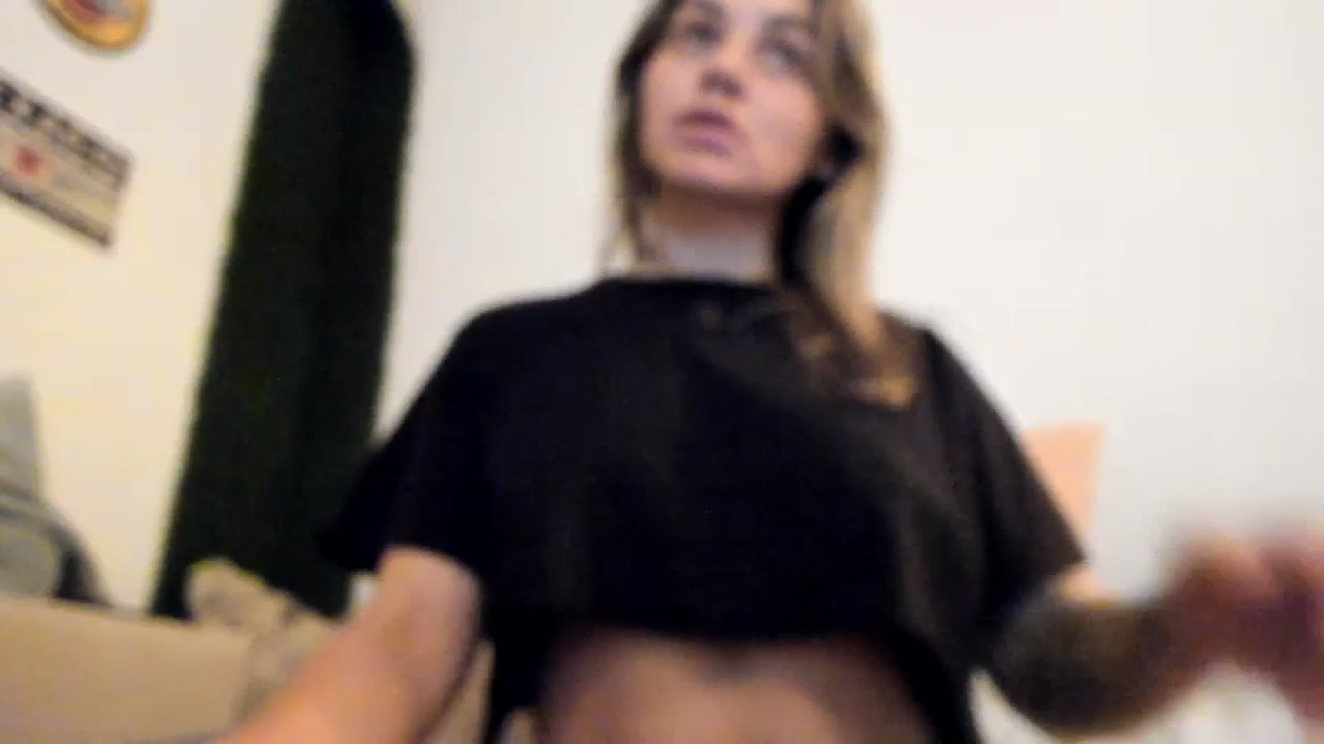 Gallery image thumbnail from PisuVamp_'s myfreecams stream on, 07/04/2023, 20:14 image 13 of 20