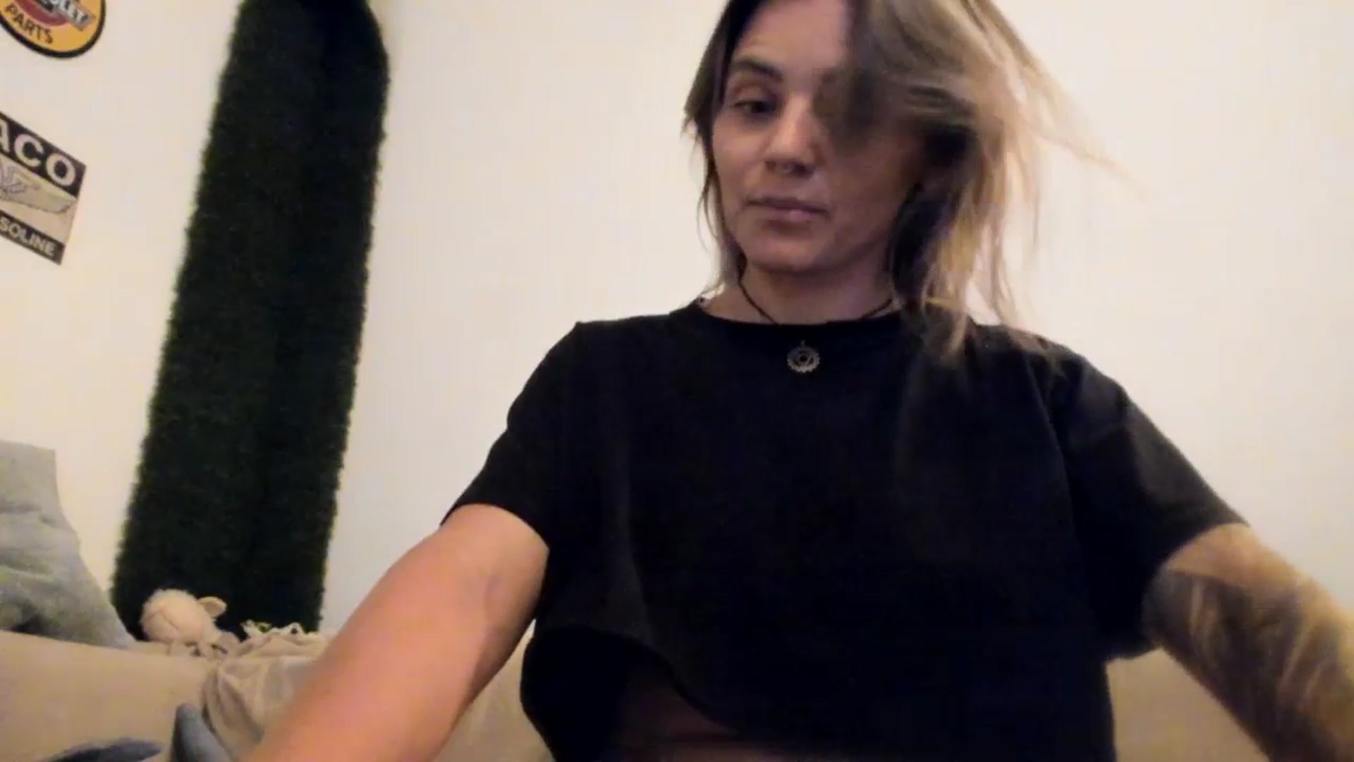 Gallery image thumbnail from PisuVamp_'s myfreecams stream on, 07/19/2023, 20:31 image 19 of 20