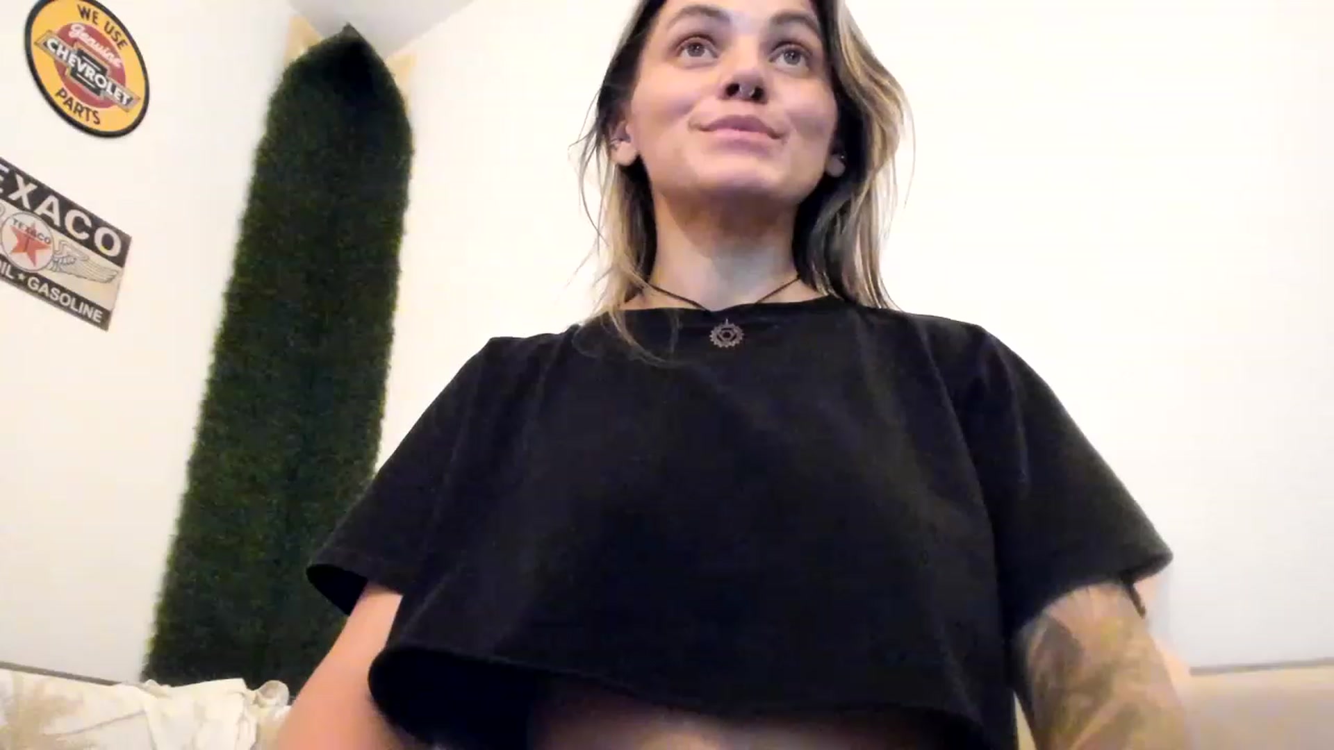 Gallery image thumbnail from PisuVamp_'s myfreecams stream on, 08/24/2023, 21:05 image 20 of 20