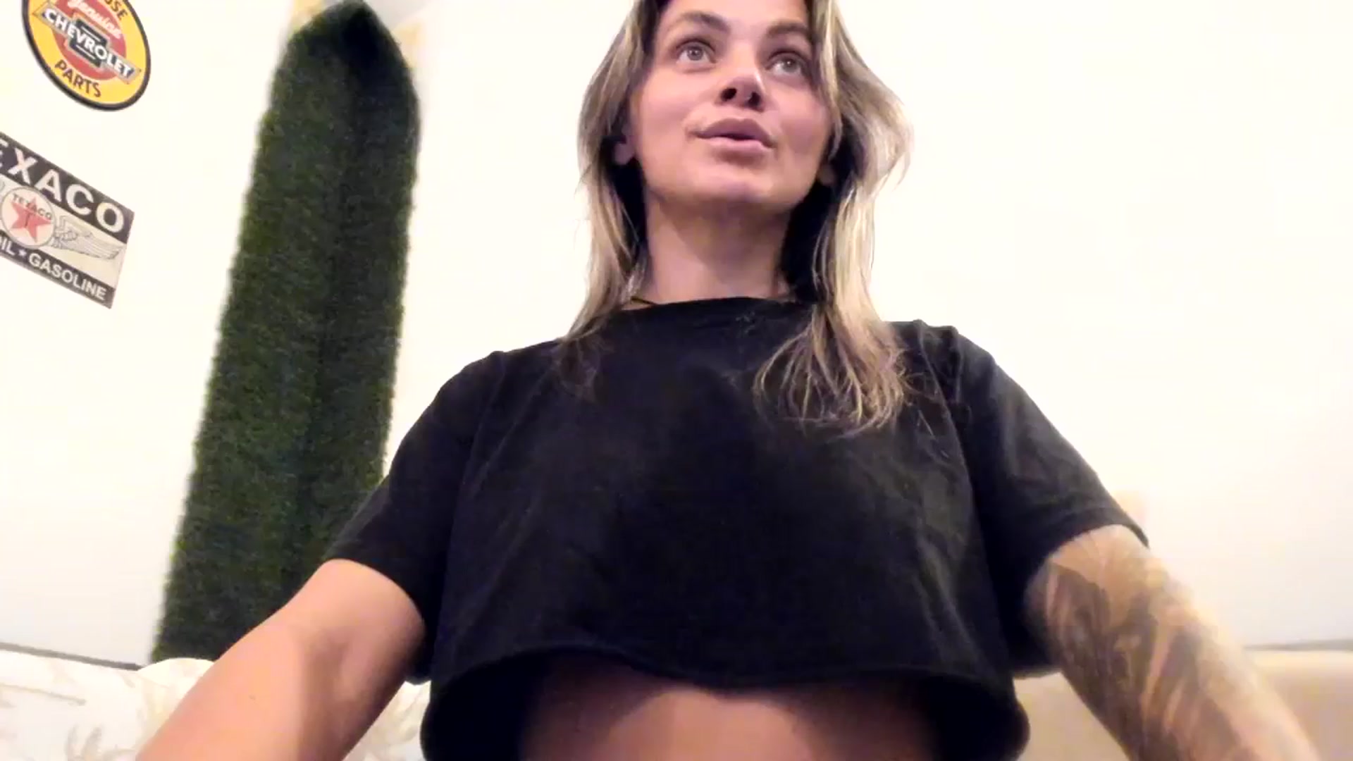 Gallery image thumbnail from PisuVamp_'s myfreecams stream on, 09/14/2023, 21:25 image 17 of 20