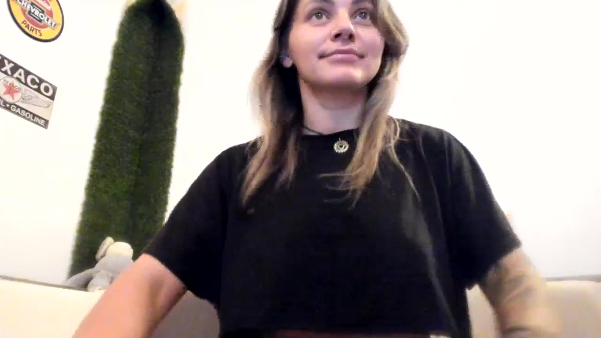 Gallery image thumbnail from PisuVamp_'s myfreecams stream on, 09/24/2023, 20:24 image 5 of 20