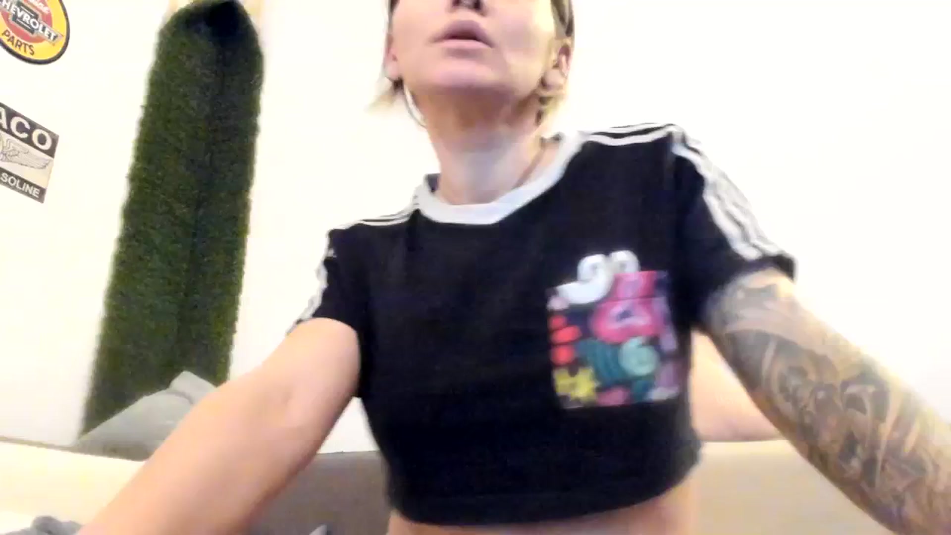 Gallery image thumbnail from PisuVamp_'s myfreecams stream on, 01/15/2024, 21:28 image 5 of 20