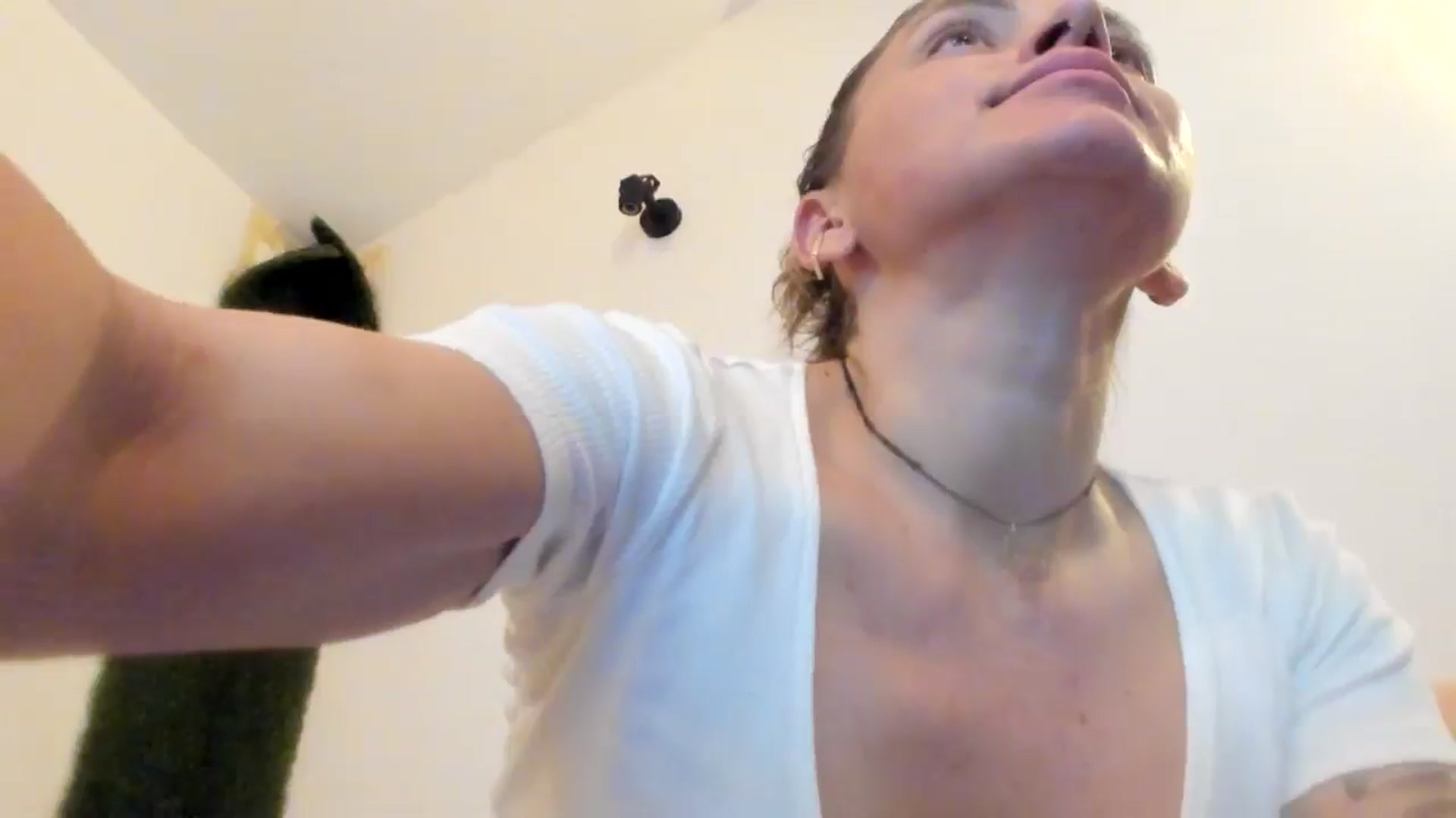 Gallery image thumbnail from PisuVamp_'s myfreecams stream on, 06/15/2024, 21:18 image 12 of 20